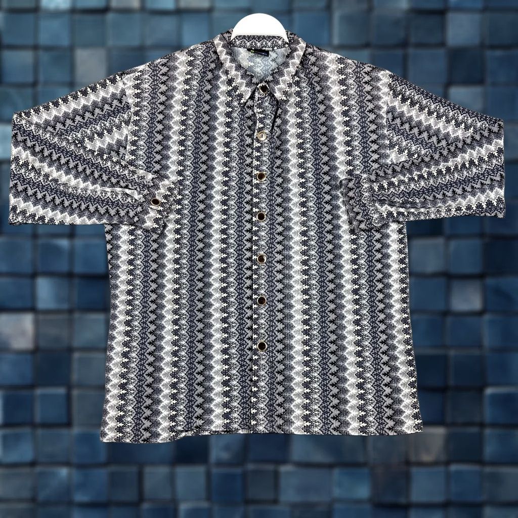 Vintage VINTAGE Positano Shirt Mens Small Zigzag Pattern Button Up Textured Disco Rave Shirt Size US S / EU 44-46 / 1 - 1 Thumbnail
