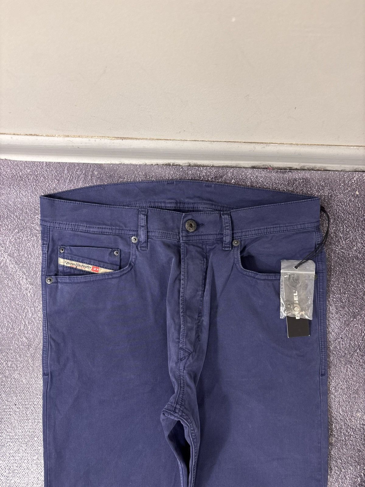 Diesel Diesel R-Tepphar NWT Men’s Navy Blue Stretch Pants Jeans Size US 29 - 5 Thumbnail