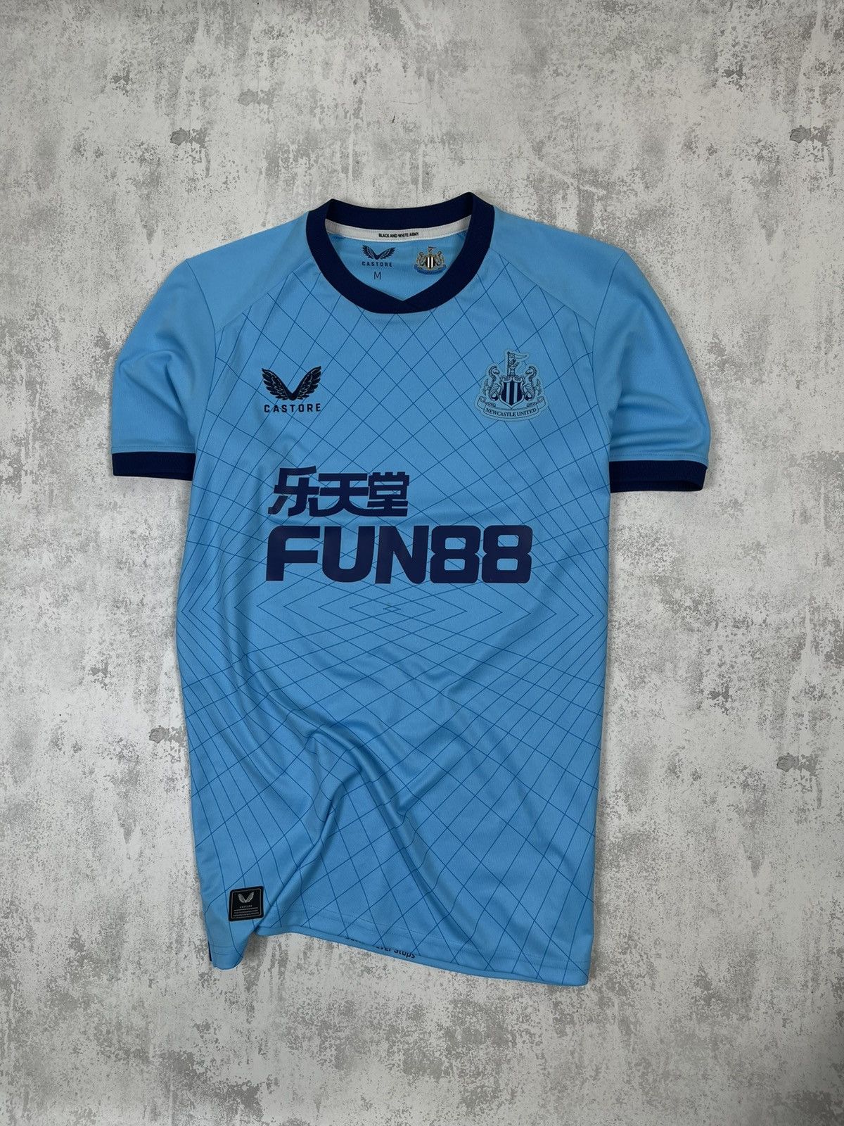 Castore 21/22 Newcastle United Castore Pro Tech Training Jersey Size US M / EU 48-50 / 2 - 1 Thumbnail