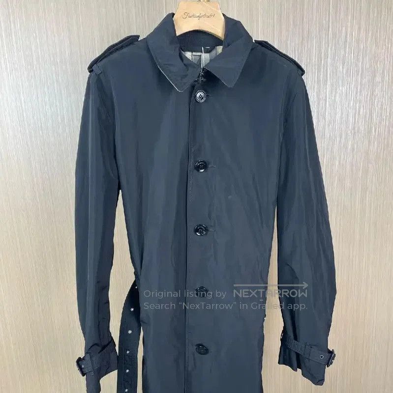 Burberry Black Cotton Women's Trench Coat.