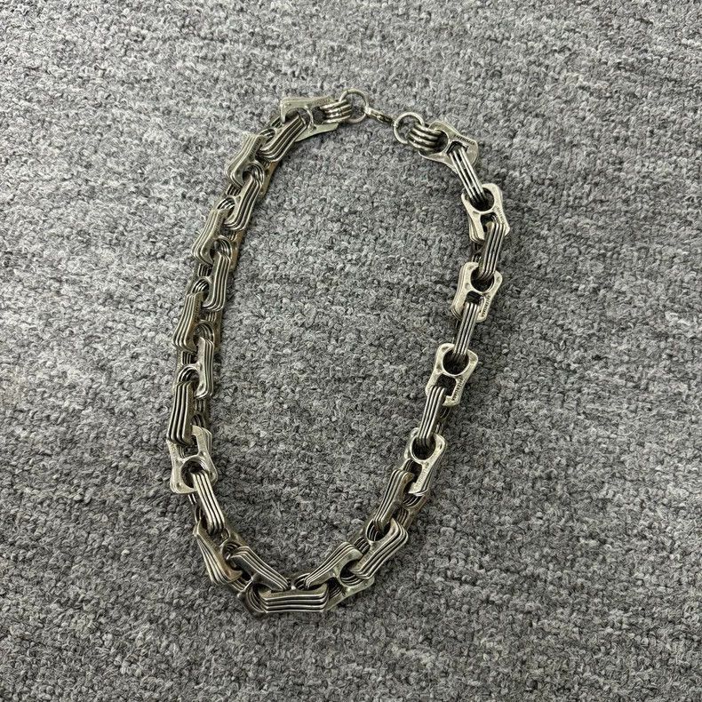 Balenciaga Balenciaga rare balenciaga show necklace in excellent cond Size ONE SIZE - 2 Thumbnail