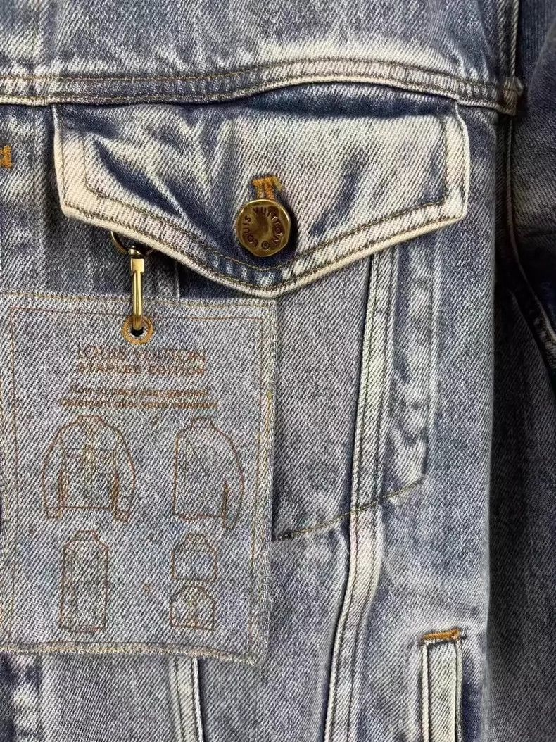 Louis Vuitton louis vuitton SS23 DNA New Listing SheetWashed Denim Jacke Size US L / EU 52-54 / 3 - 5 Thumbnail