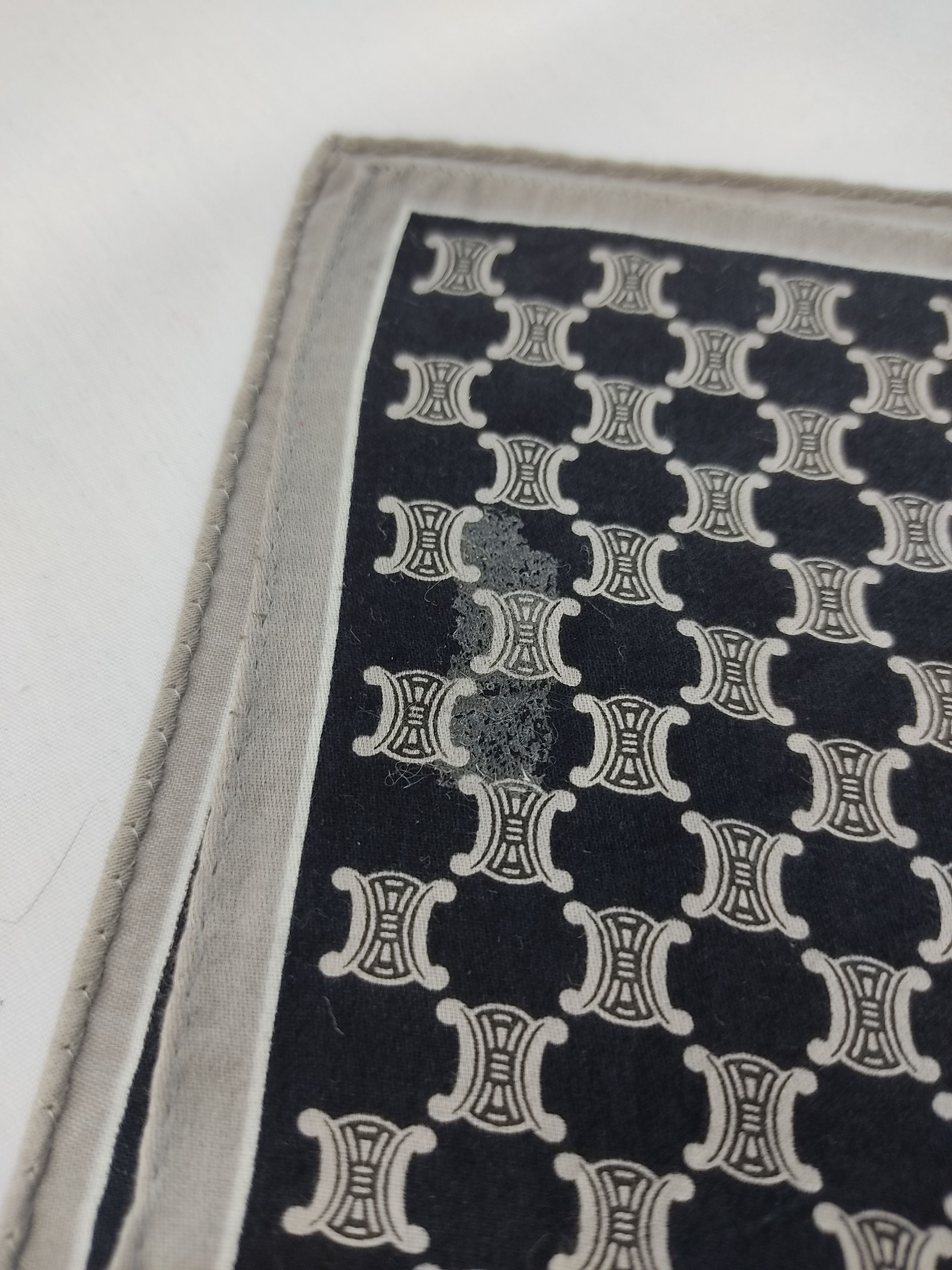 Celine Celine Handkerchief / Neckwear / Bandana Size ONE SIZE - 4 Thumbnail
