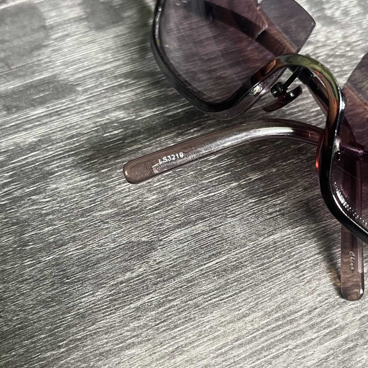 Vintage Vintage Versace Style Mod Half Frame Sunglasses 1990s Rare Size ONE SIZE - 8 Thumbnail