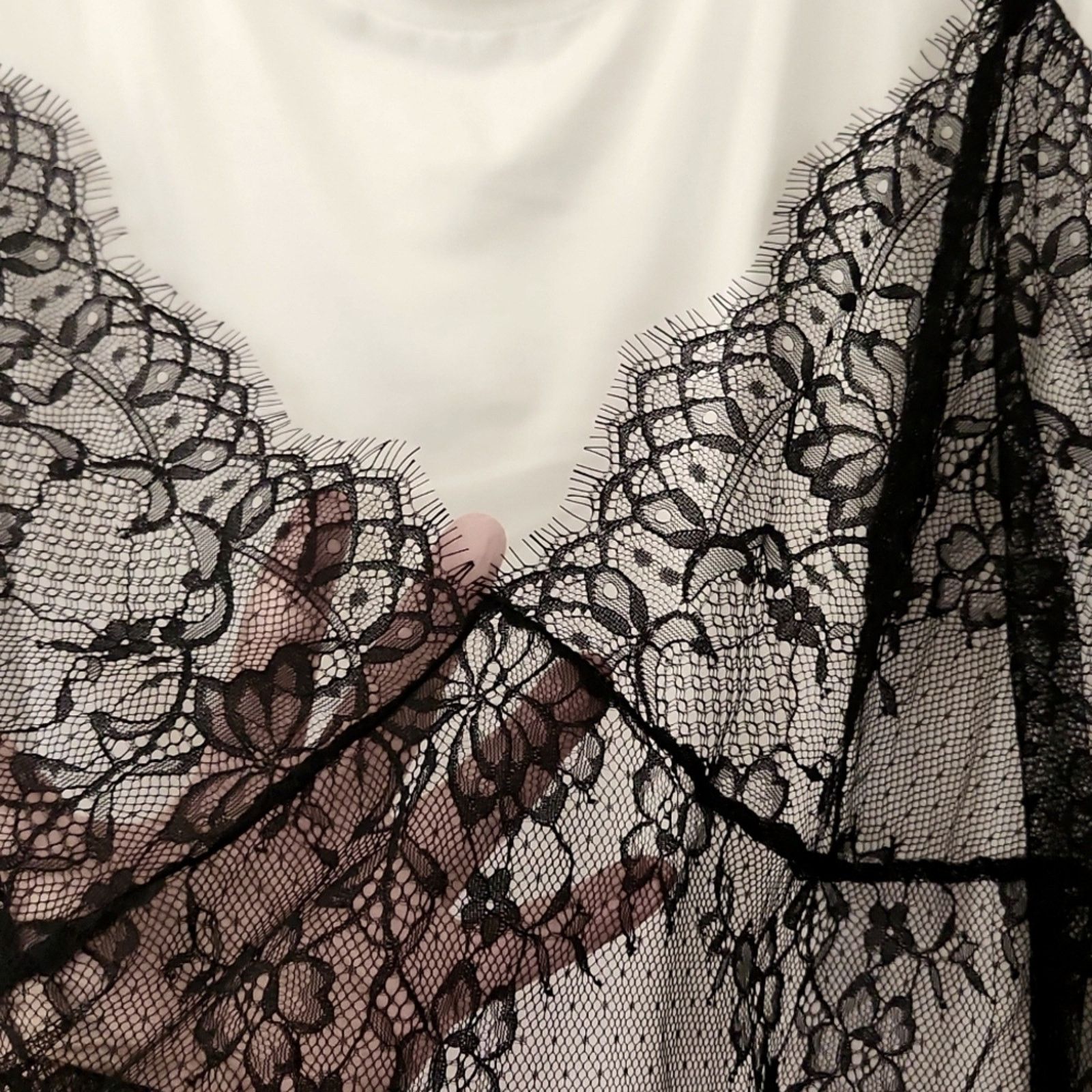 Shein Unique ☆ Crisp White Tee ☆ Black Lace Cami Overlay 4x ☆ NWT Size 4XL / US 24-26 - 5 Thumbnail