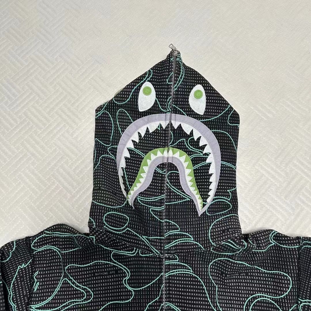 Bape LIMITED SHARK FULL ZIP HOODIE Size US XL / EU 56 / 4 - 3 Thumbnail