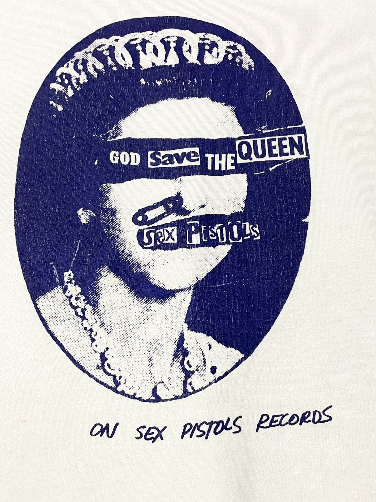 Vintage Vintage 90s Sex Pistols God Save The Queen Single Stitch Tee Size US S / EU 44-46 / 1 - 8 Thumbnail