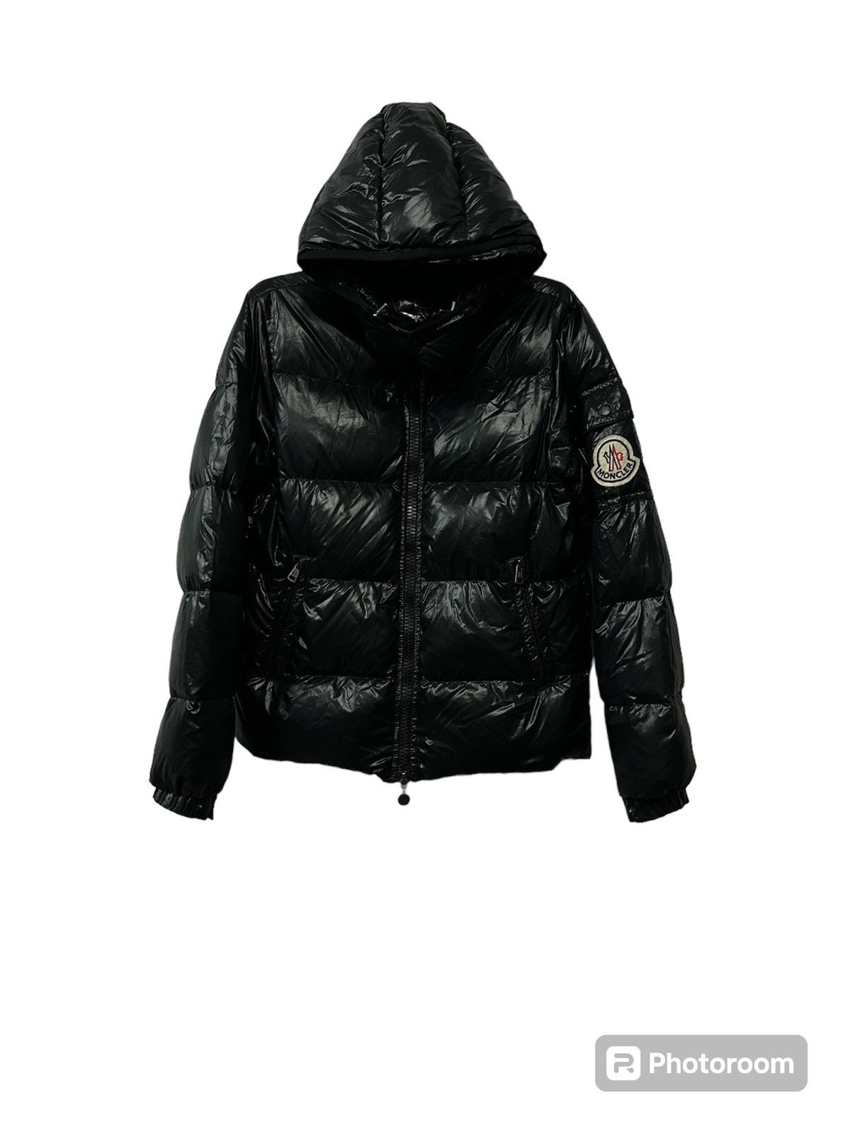 Moncler jacket with big logo online