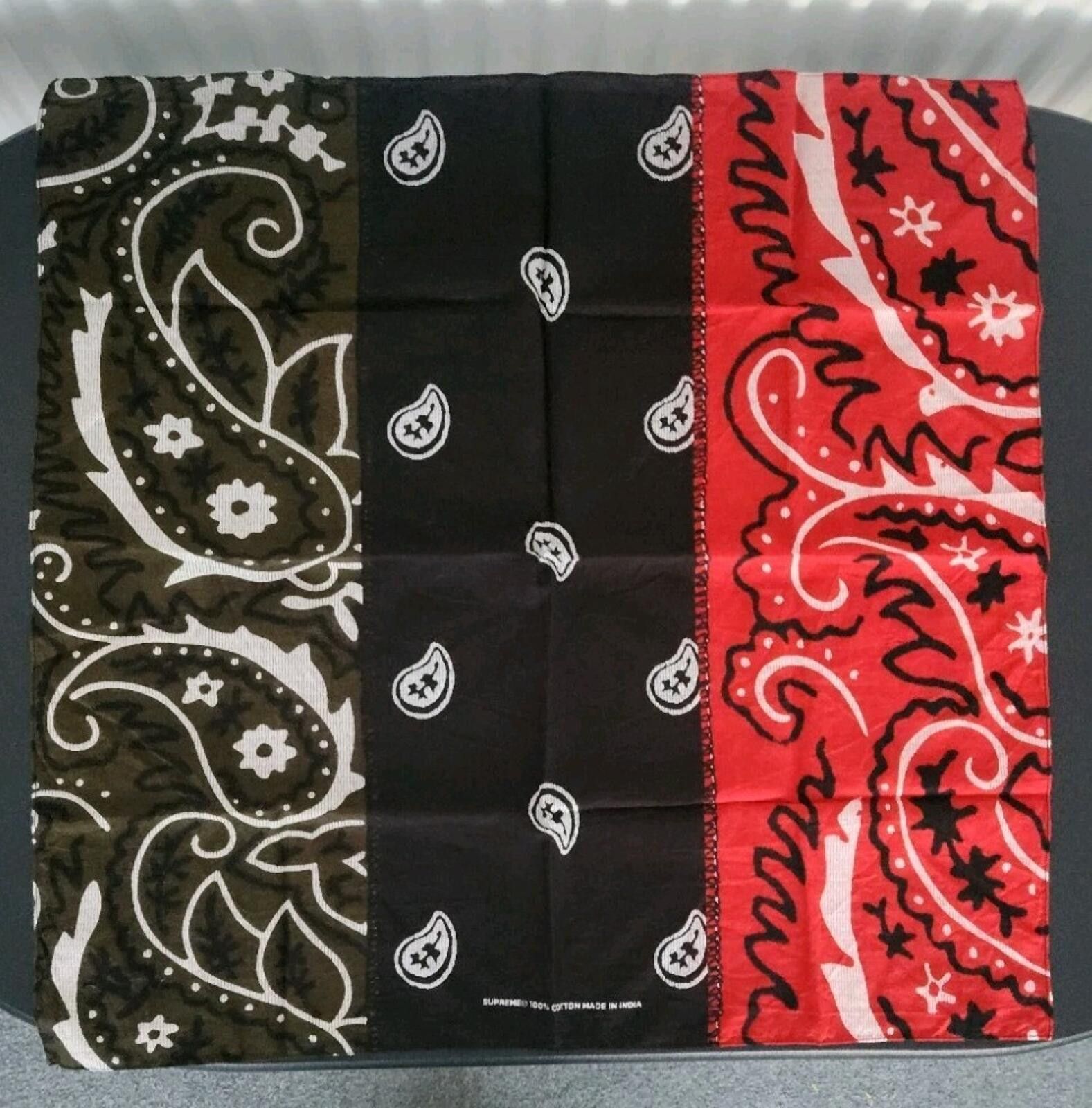 Streetwear × Supreme FW11 Supreme Fuck Em Pin Black RARE 2011 OG