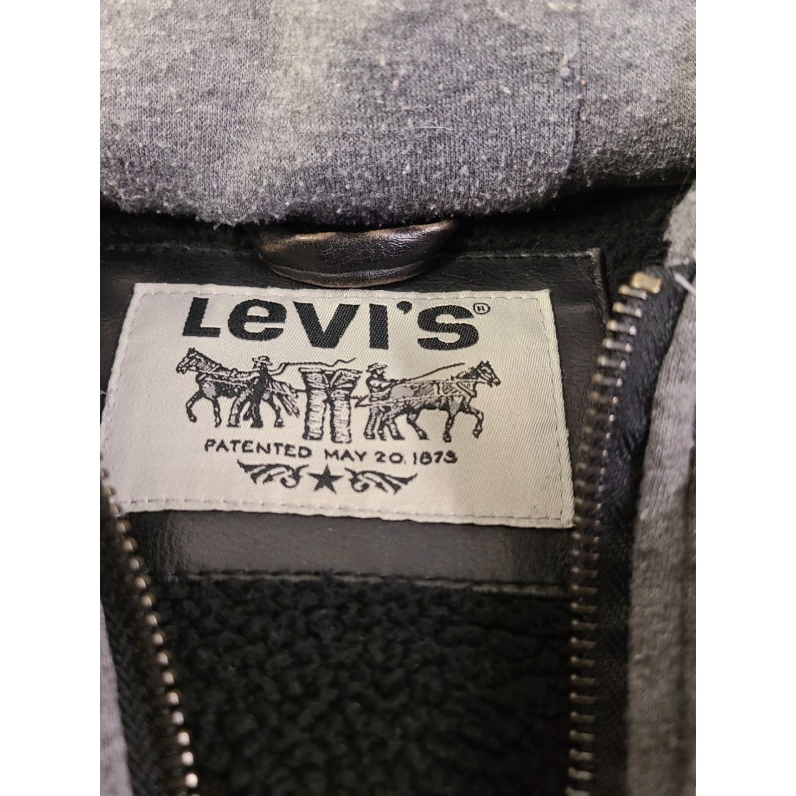 Levi's Levi's Jacket Bomber Men XL Black Hooded Sherpa Lined Trucker Coat Size XL Size US XL / EU 56 / 4 - 3 Thumbnail