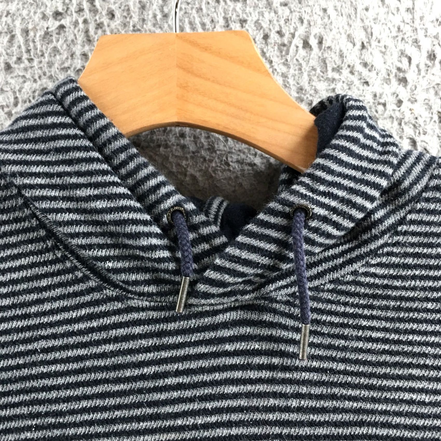 Banana Republic Banana Republic Hoodie Mens XL Black Striped Cotton Long Sleeve Hoodie Sweatshirt Pullover Regular Fit All Seasons with Hooded Mens Clothing Clothing Size US XL / EU 56 / 4 - 3 Thumbnail