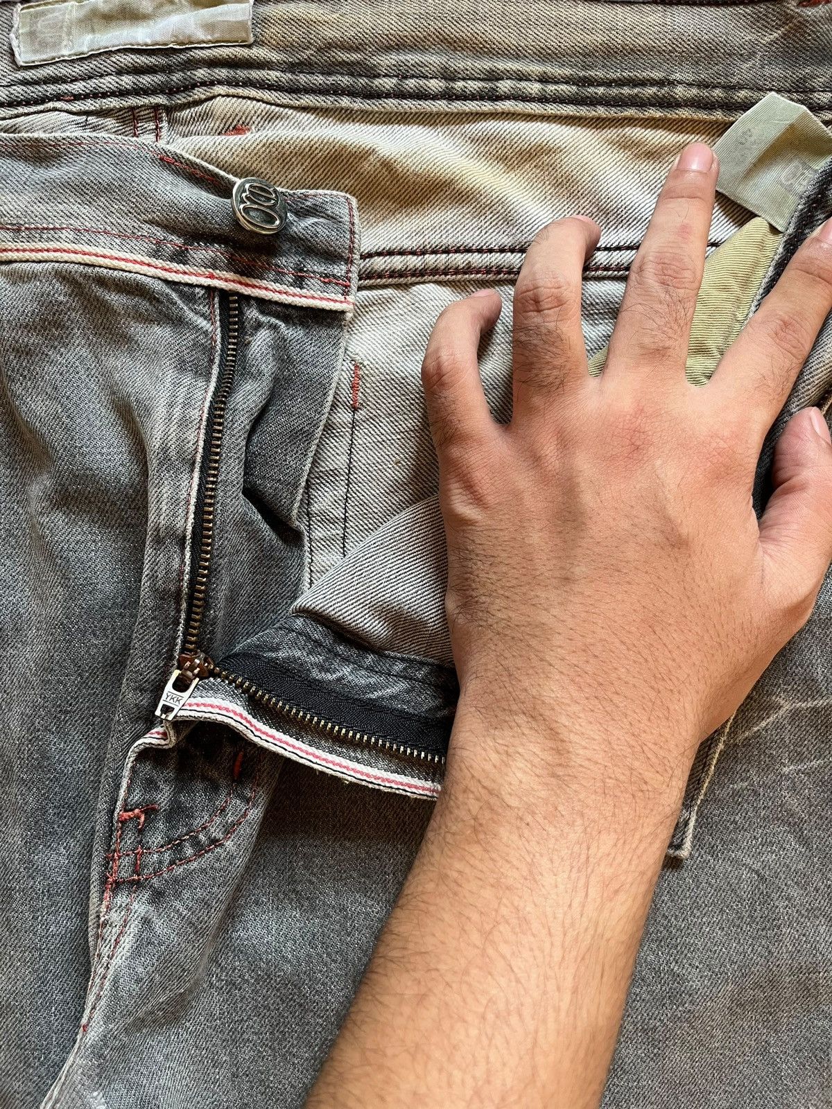 Japanese Brand Vintage Japanese Brand Selvedge Style Ripped Baggy Jeans Size US 40 / EU 56 - 9 Thumbnail
