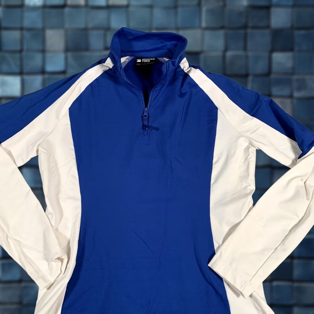 Layer 8 VINTAGE Mountain Force Pullover Womens XL Blue White 1/4 Zip Mock Neck Athletic Fit Ski Base Layer Teens? Size XL / US 12-14 / IT 48-50 - 1 Thumbnail