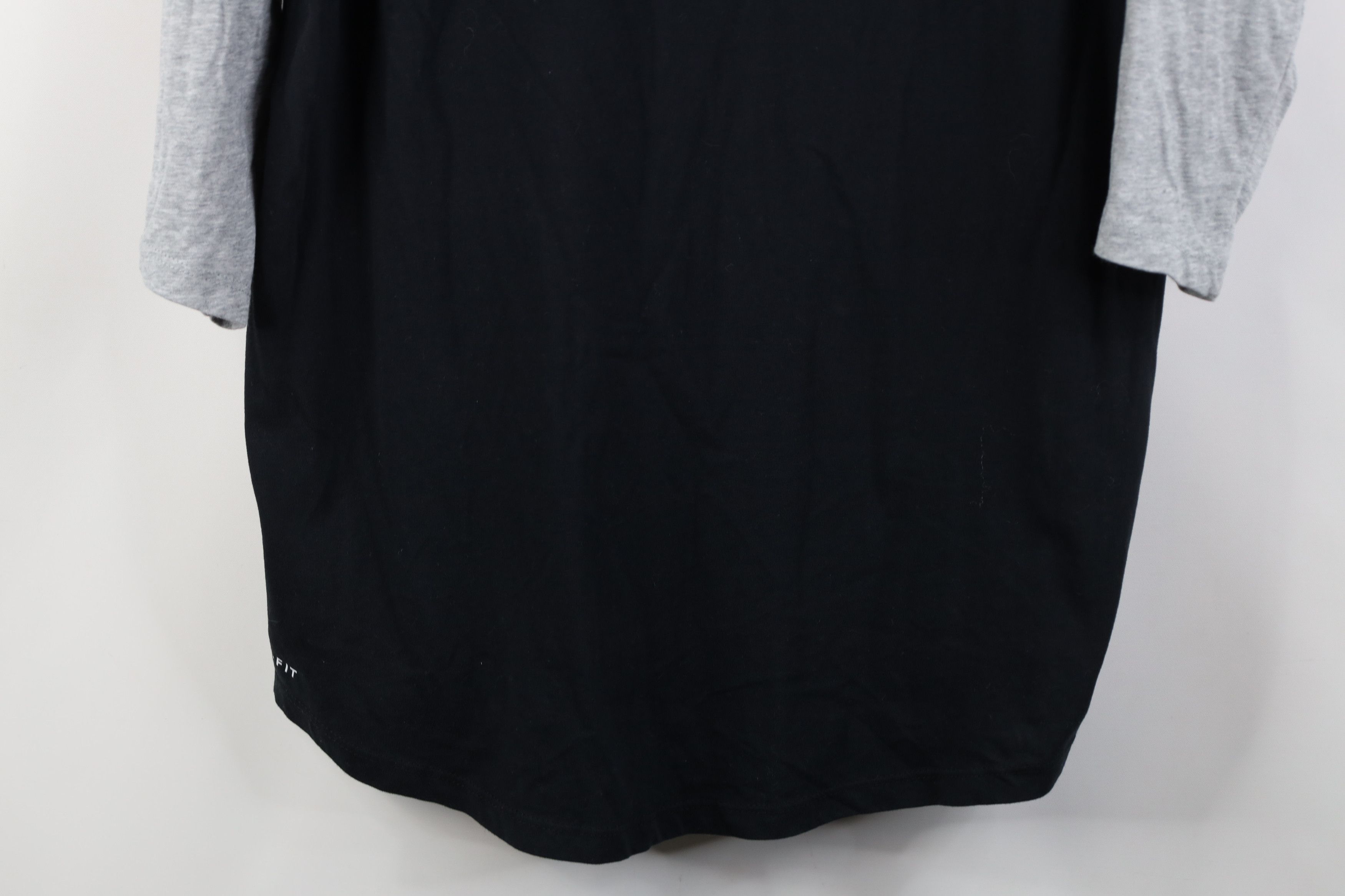 Nike Nike University of Toledo Basketball Raglan T-Shirt Black Size US L / EU 52-54 / 3 - 3 Thumbnail