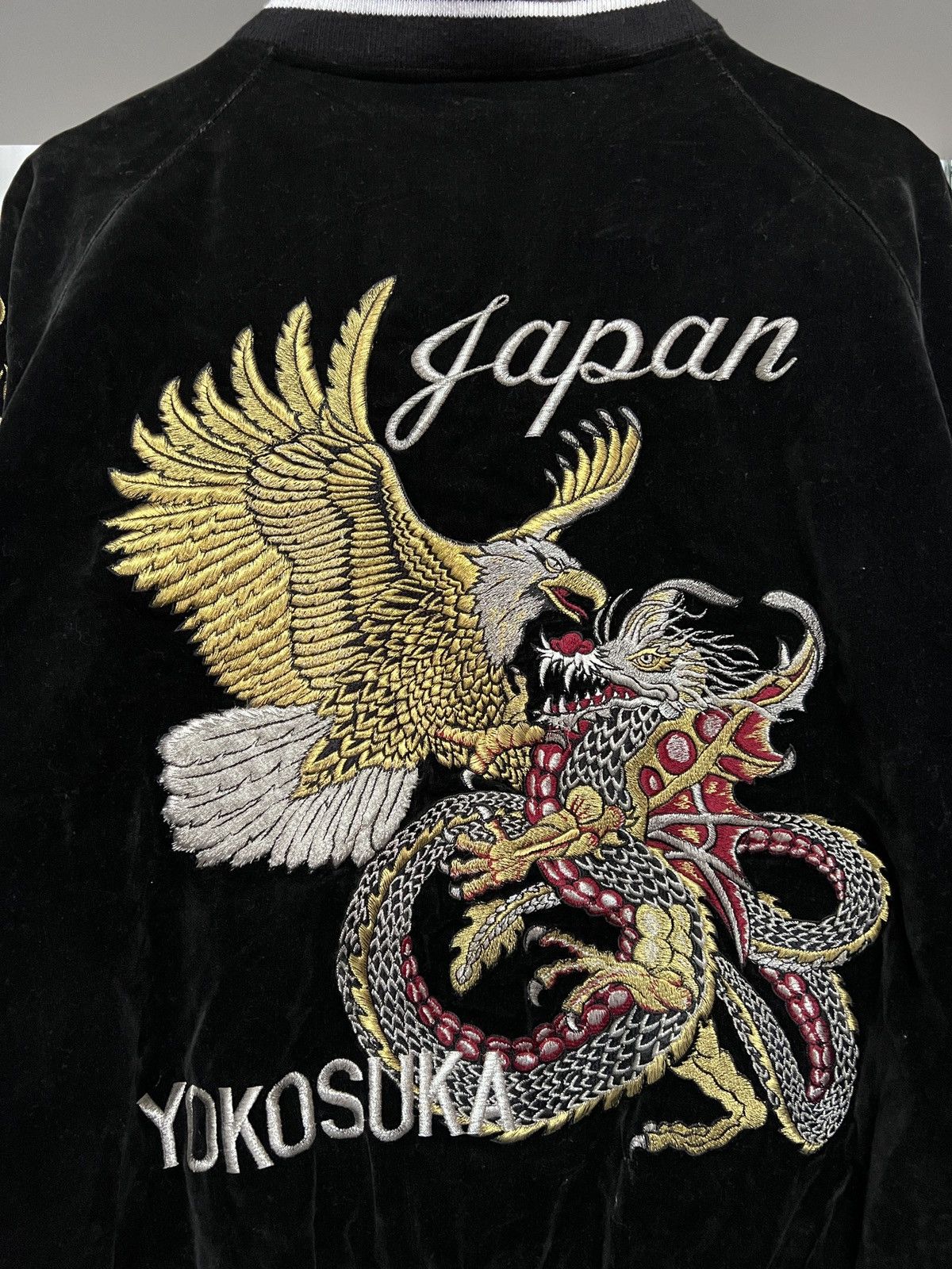 Japanese Brand 80s-90s Japan Yokosuka Eagle Dragon Velvet Sukajan Jacket Size US L / EU 52-54 / 3 - 8 Thumbnail