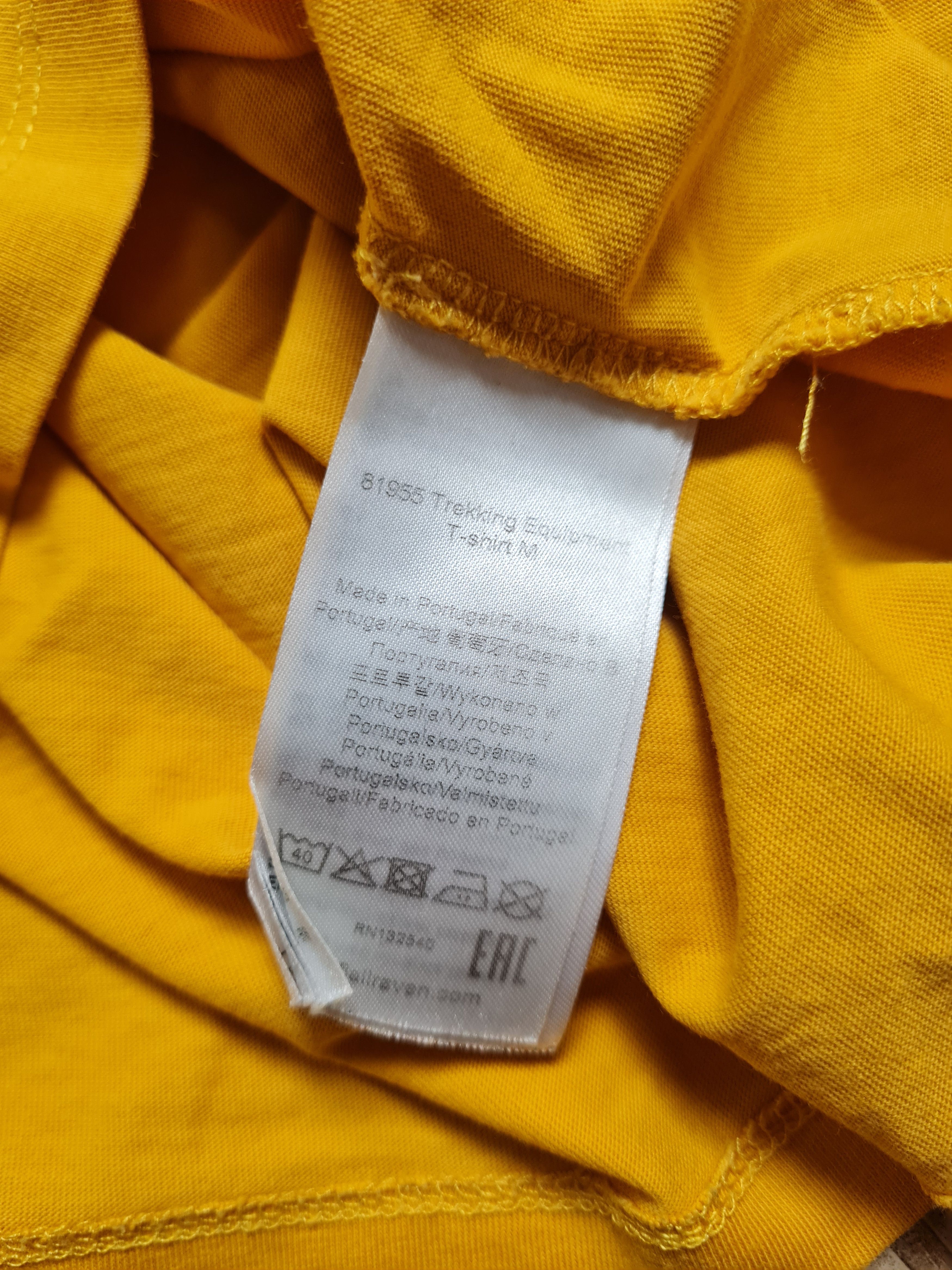 Fjallraven T-Shirt Fjallraven Yellow Mountain Logo Top Vintage Shirt Size US M / EU 48-50 / 2 - 11 Thumbnail