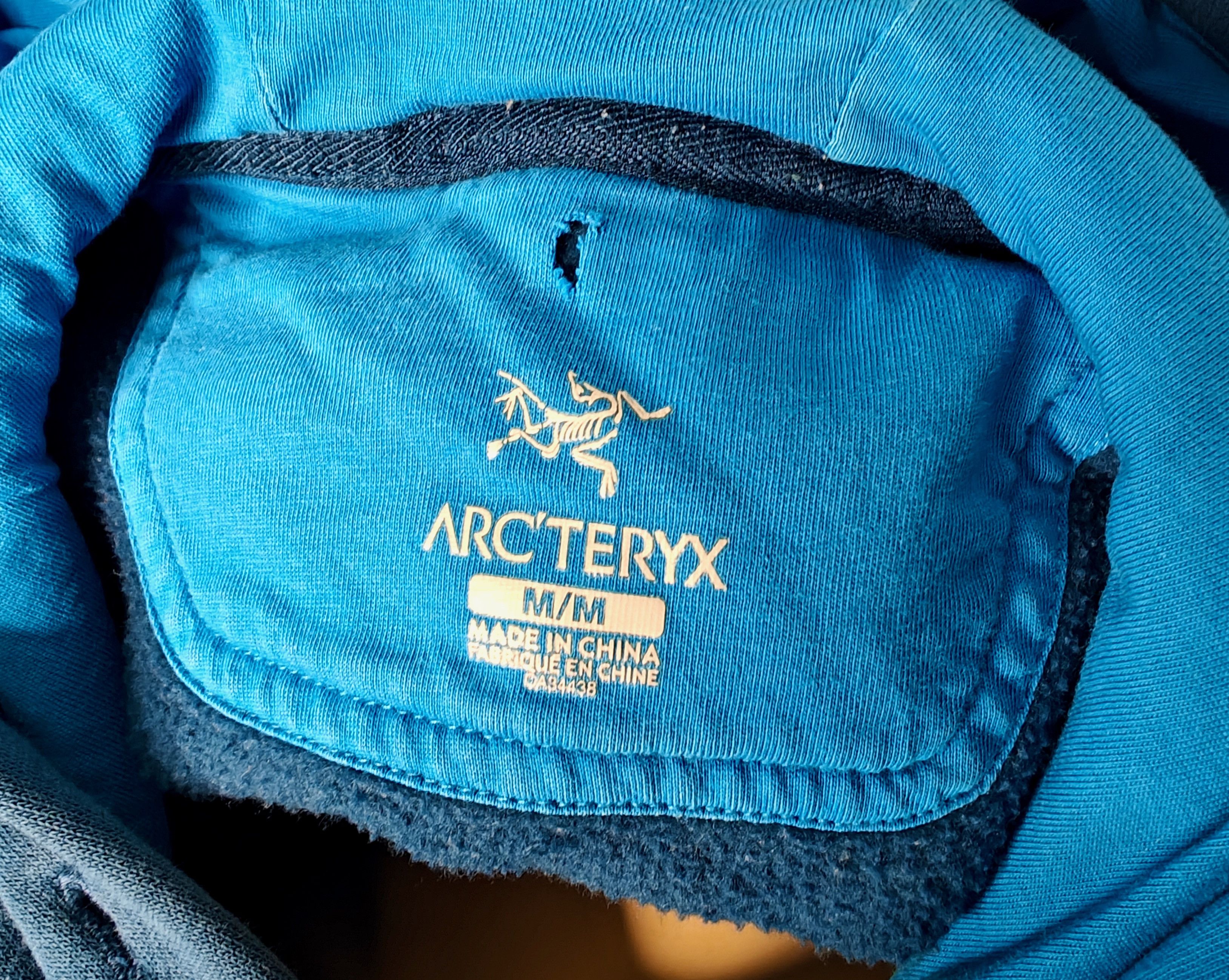 Arc'teryx 2015 Arcteryx blue spellout logo pullover hoodie sweatshirt Size US M / EU 48-50 / 2 - 3 Thumbnail