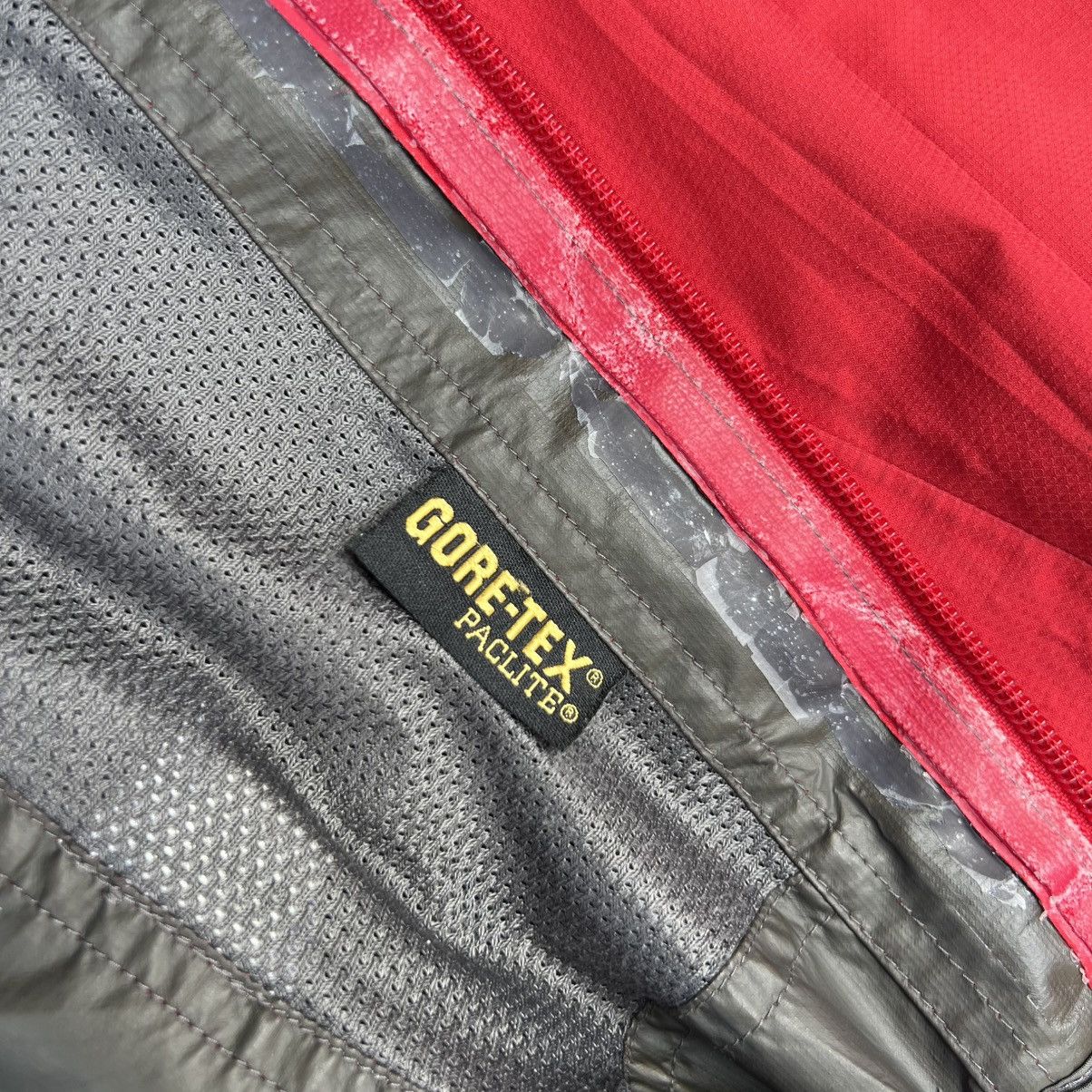 Goretex 00’s Salomon Gore-Tex Paclite Jacket🥷💦 Size US M / EU 48-50 / 2 - 11 Thumbnail