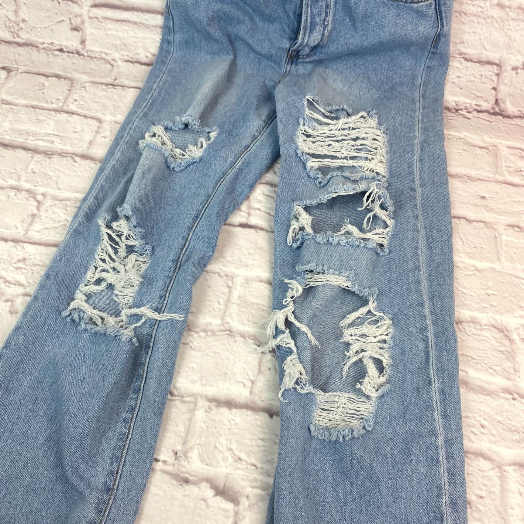 Vintage SONG Womens 90s Boyfriend Jeans Size 26 Blue High Rise Distressed 100% Cotton Denim Light Wash 5-Pocket Design Jeans Womens 90s Vintage? Size 26" / US 2 / IT 38 - 4 Thumbnail