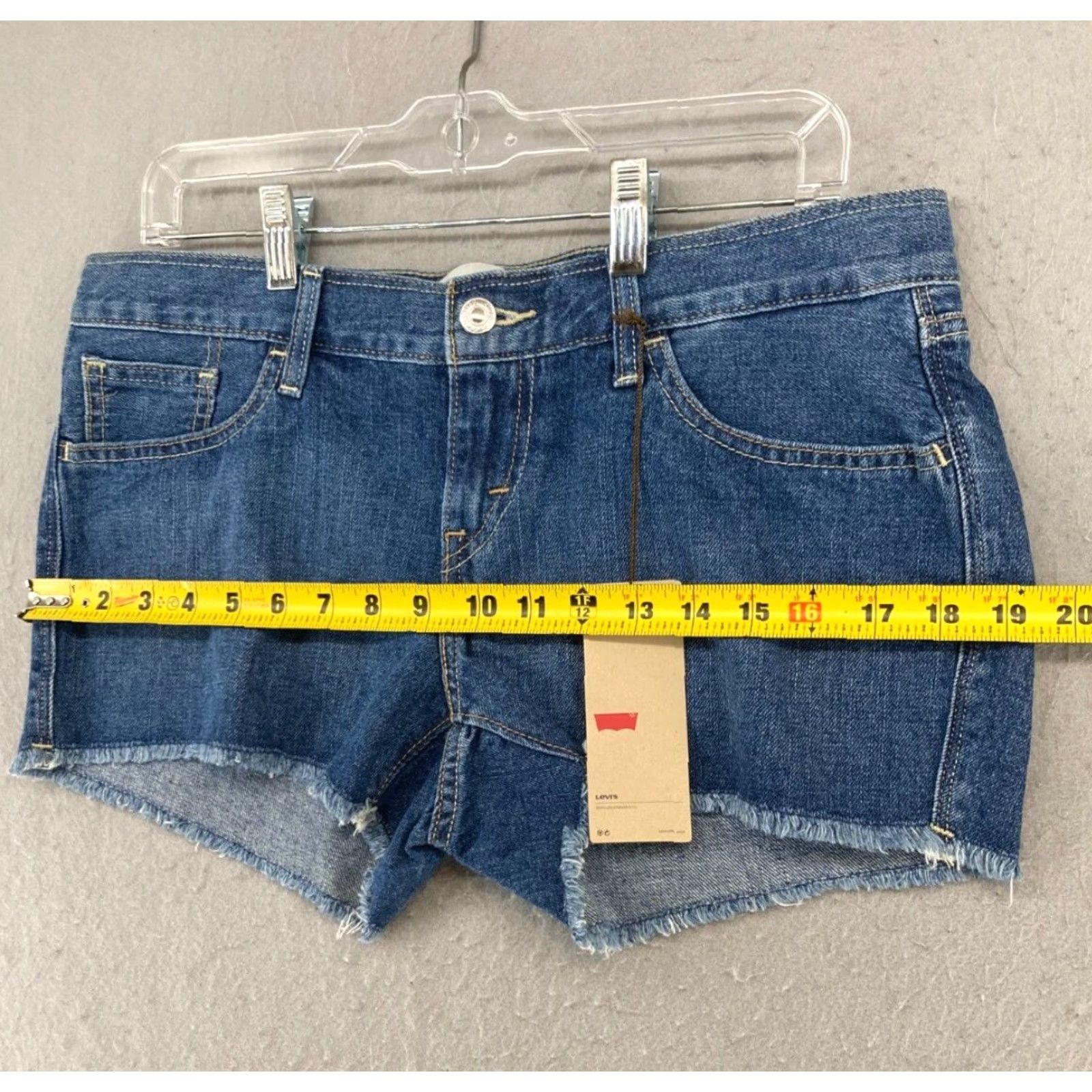 Levi's Levi's Women's Cut-Off Shorts 30 Blue Denim NWT 5-Pocket Design Casual Regular Fit Size 30" / US 8 / IT 44 - 3 Thumbnail