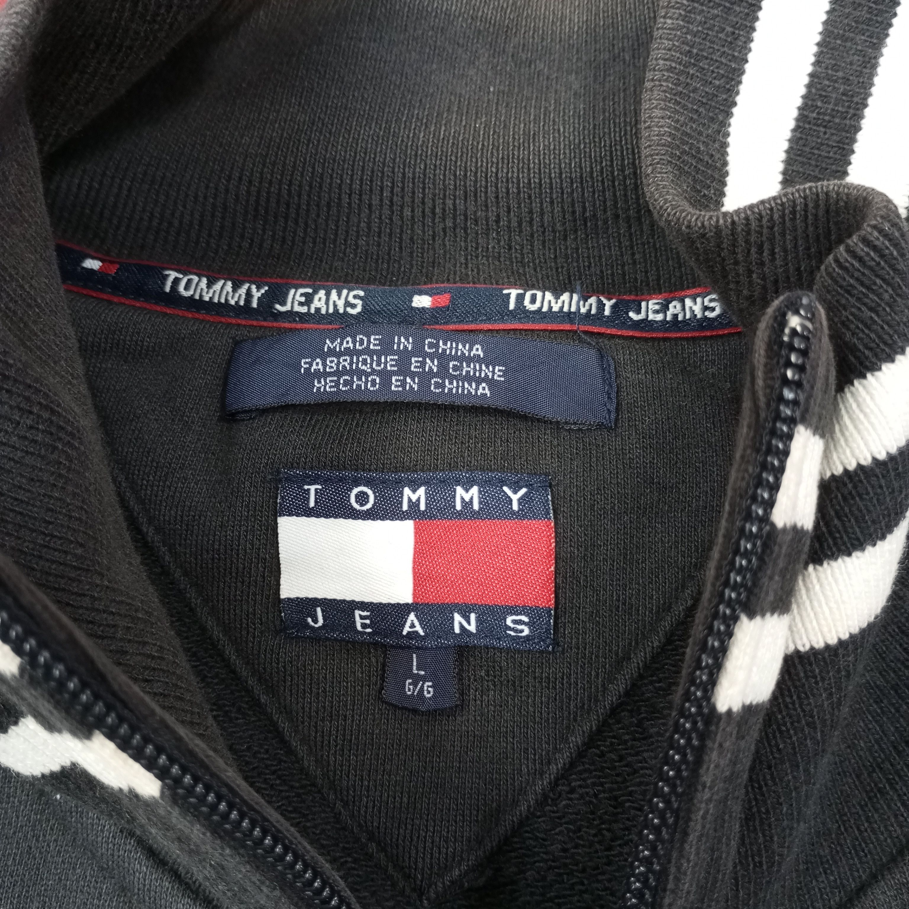 Tommy Hilfiger Tommy Hilfiger Spellout Design Sweater Jacket c255n11 Size US XL / EU 56 / 4 - 7 Thumbnail