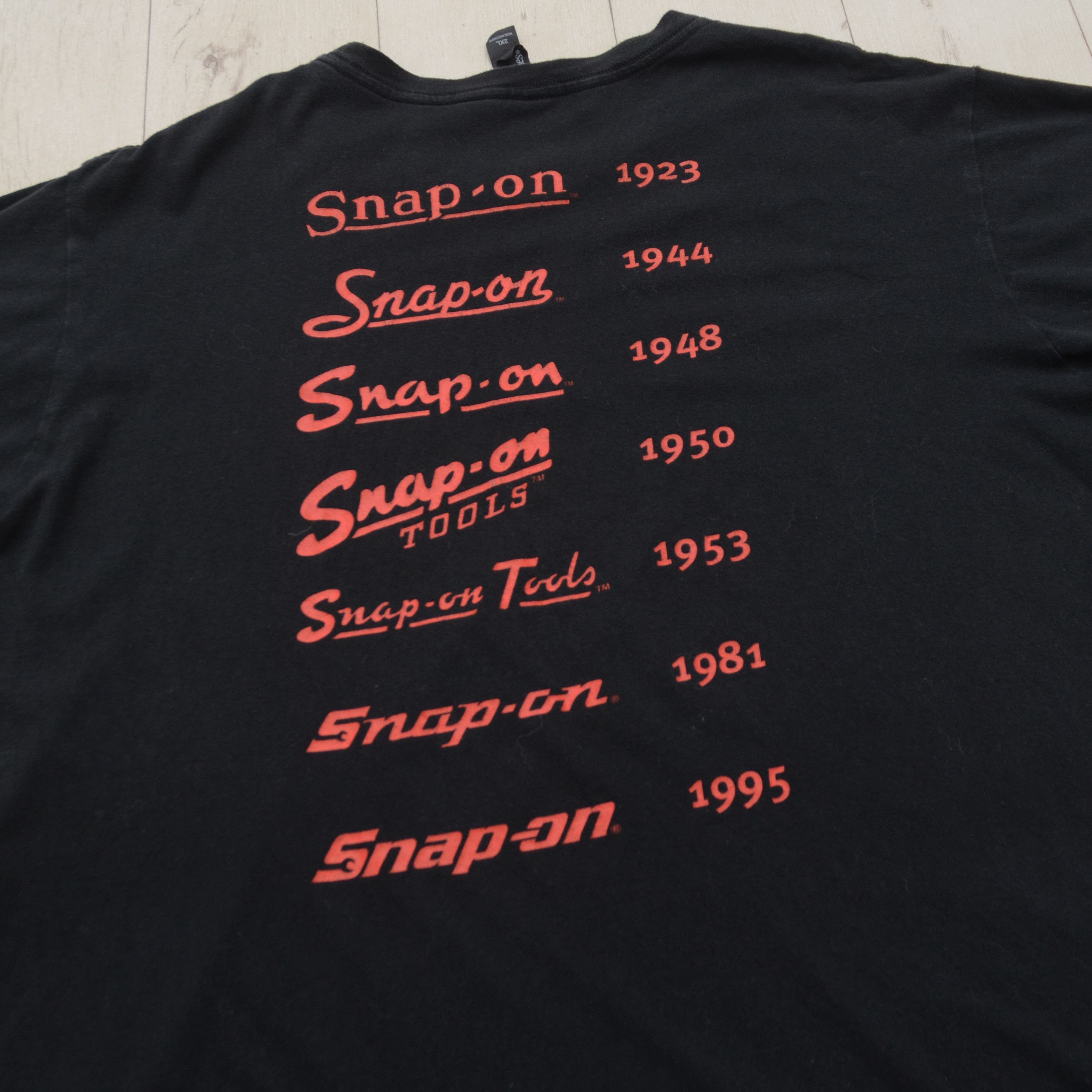 Hanes × Vintage Snap On Tools Hanes 2XL-XL T-Shirt Vintage 100th Anni Logo Size US XXL / EU 58 / 5 - 11 Thumbnail