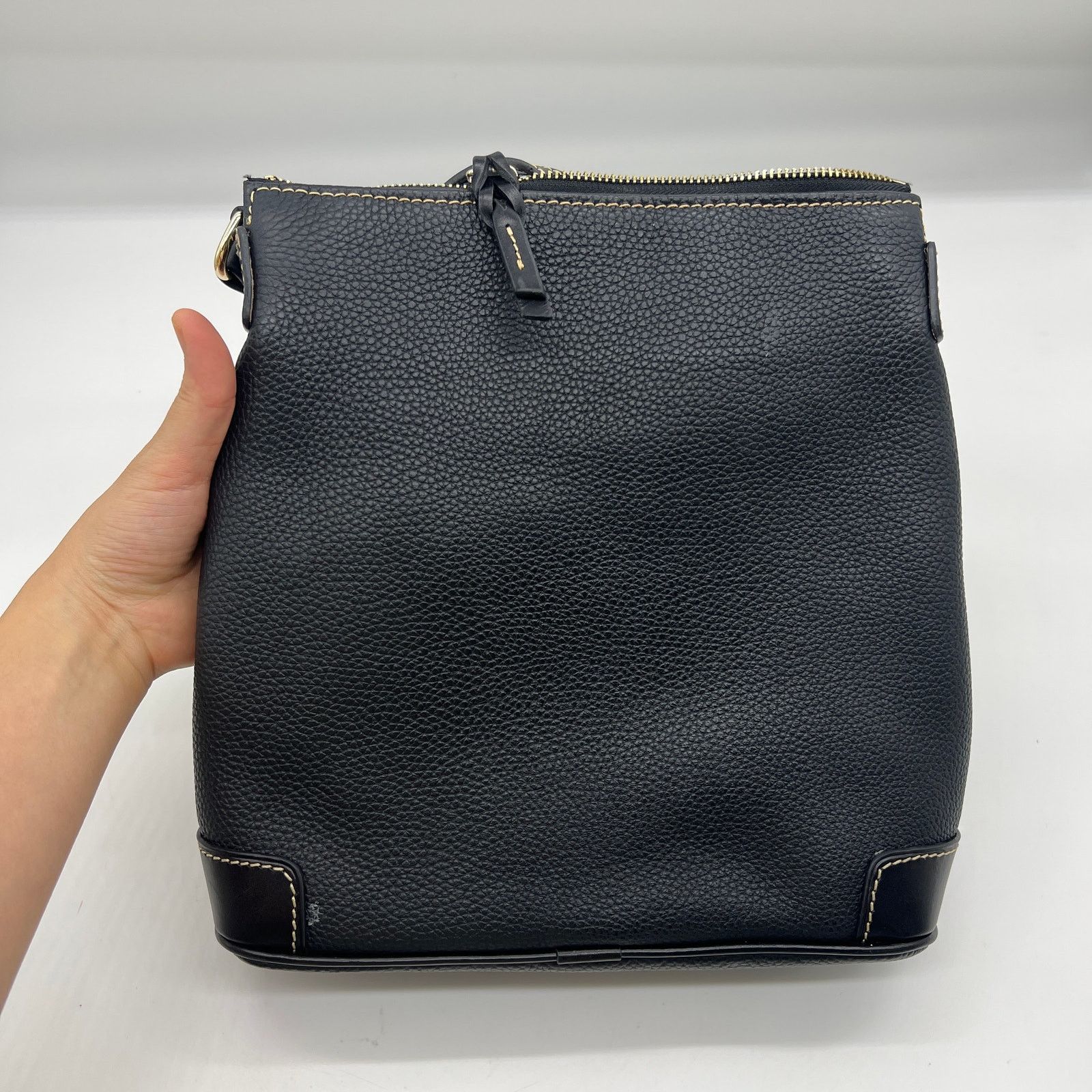 Dooney & Bourke Dooney & Bourke Pebble Leather Crossbody Purse Black Color Size ONE SIZE - 2 Thumbnail