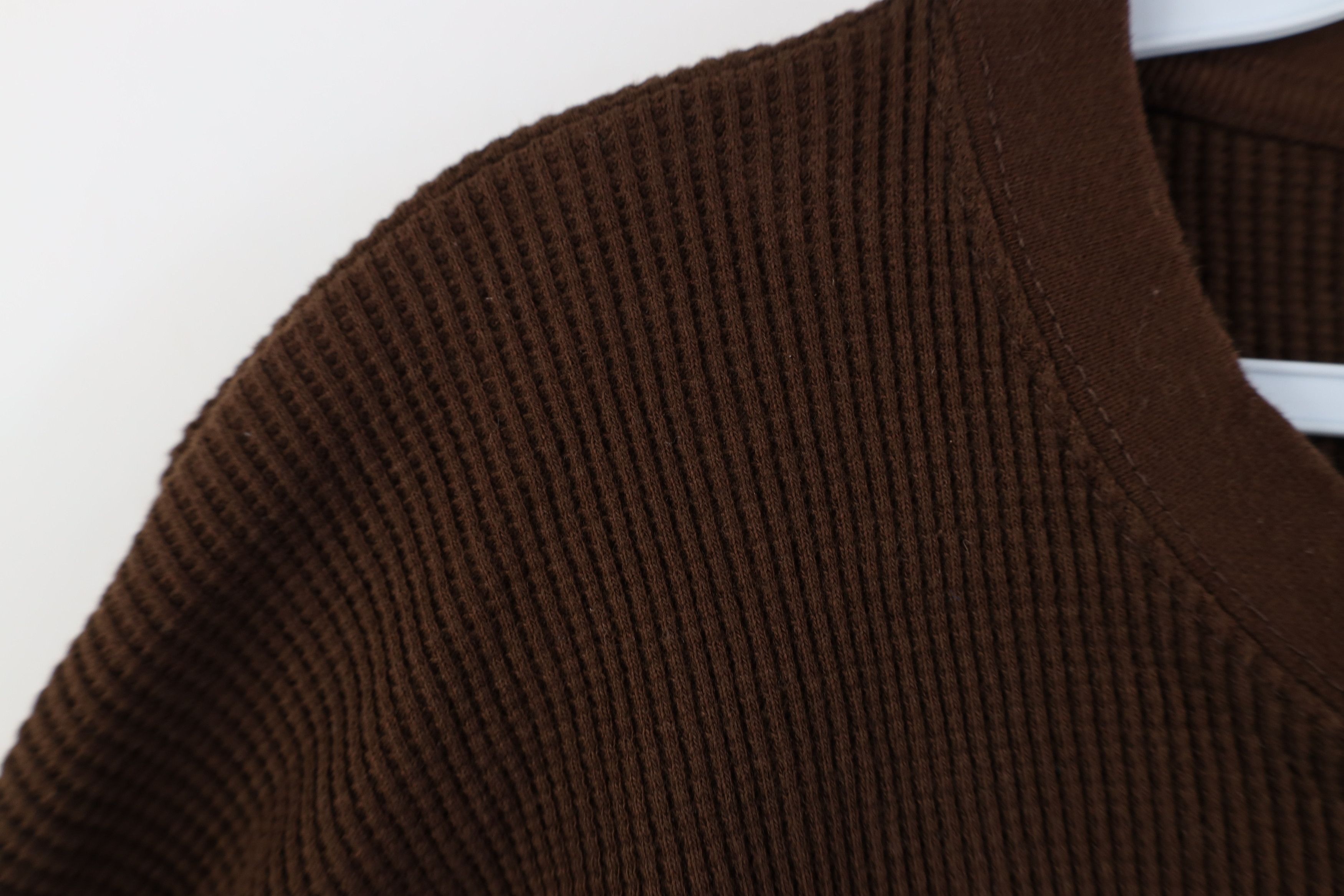 Vintage Vintage 90s Y2K Streetwear Waffle Knit Long Sleeve T-Shirt Size US L / EU 52-54 / 3 - 5 Thumbnail