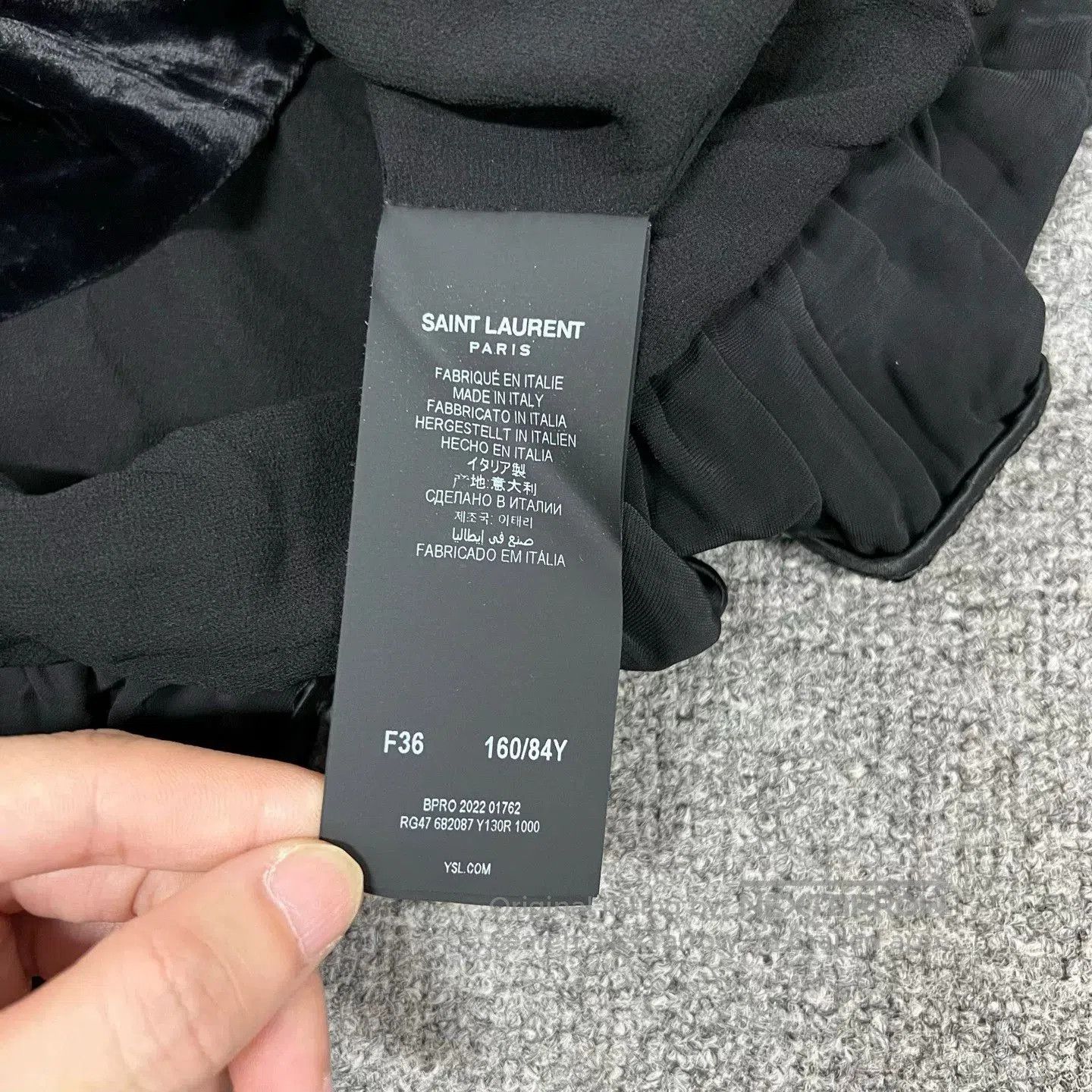 Yves Saint Laurent Saint Laurent Black Velvet Dress F36. Size XS / US 0-2 / IT 36-38 - 8 Thumbnail