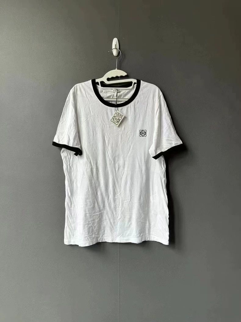 Loewe Loewe White Embroidered Logo Short Sleeve - dmc Size US XXL / EU 58 / 5 - 1 Thumbnail