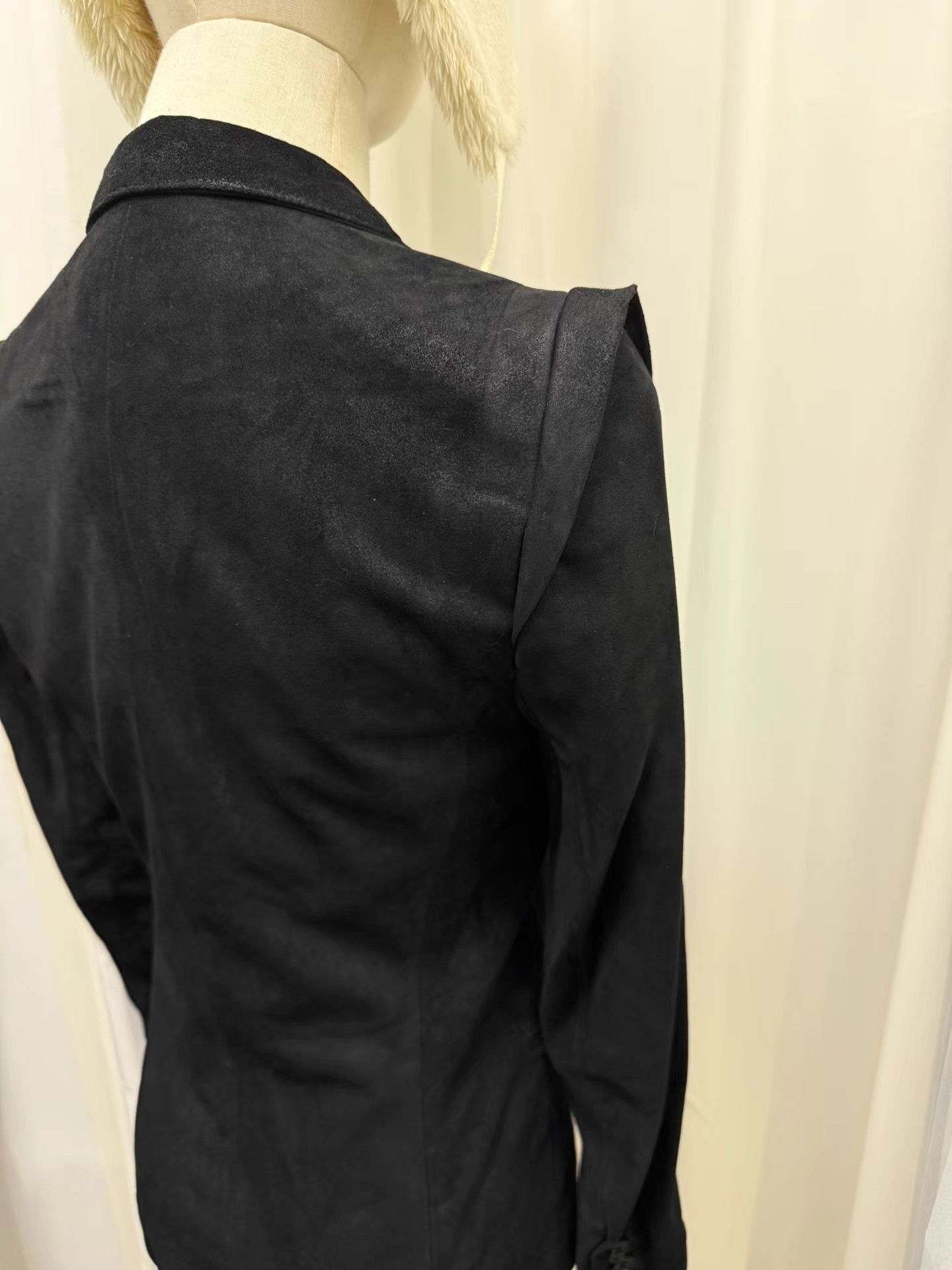 Ann Demeulemeester Ann Demeulemeester Pagoda Shoulder Sheepskin Blazer K20 Size XXS / US 00 / IT 34 - 5 Thumbnail
