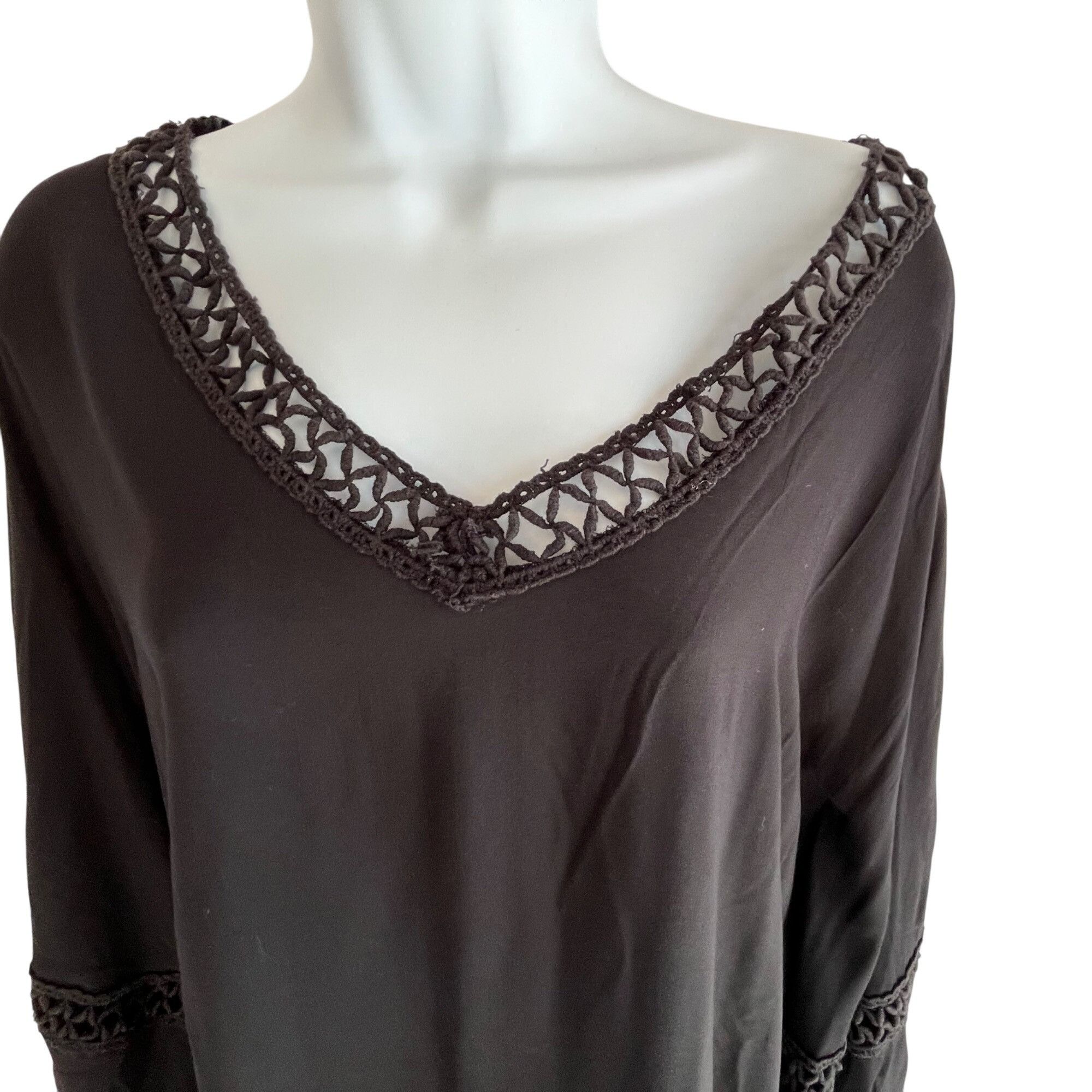 Vintage Womens Medium Black Poncho Top With Crochet Trim 87s Size M / US 6-8 / IT 42-44 - 3 Thumbnail