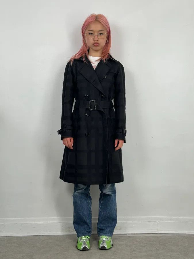 Burberry FW2009 Burberry Prorsum Black Wool Tonal Check Trench Coat Size S / US 4 / IT 40 - 2 Thumbnail