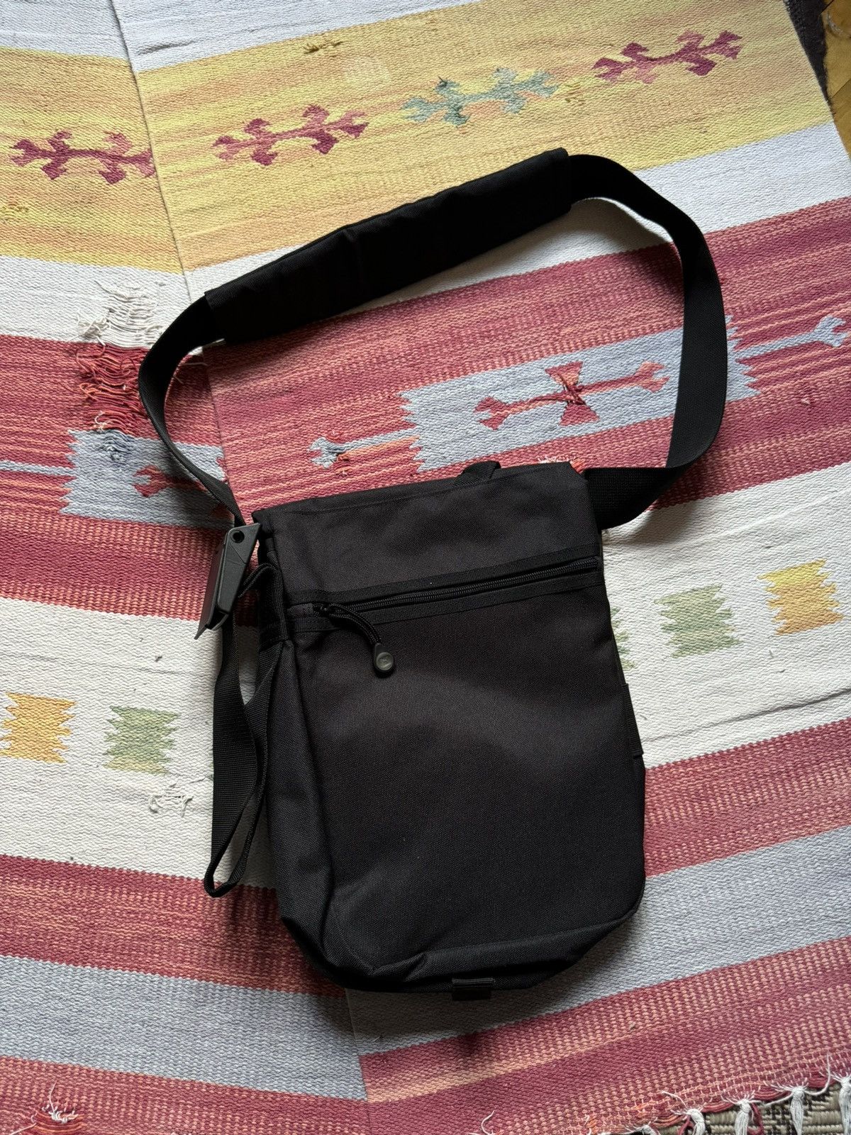 Puma Vintage 00’s Puma y2k Sport Every Day Crossbody Bag Size ONE SIZE - 6 Thumbnail