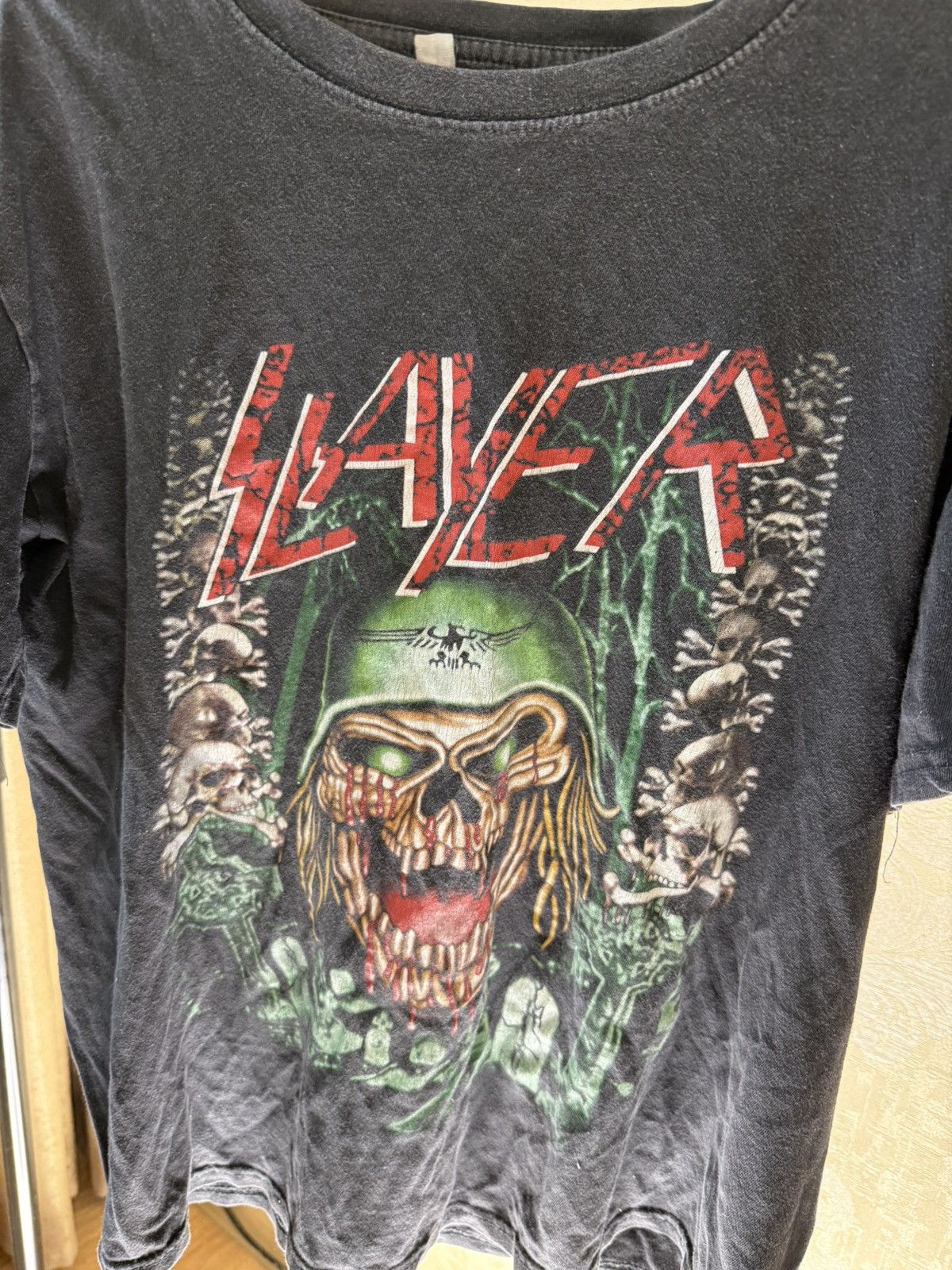 Band Tees Vintage 2000-s SLAYER ROCK BIG LOGO T-shirt SIZE-S Size US S / EU 44-46 / 1 - 3 Thumbnail