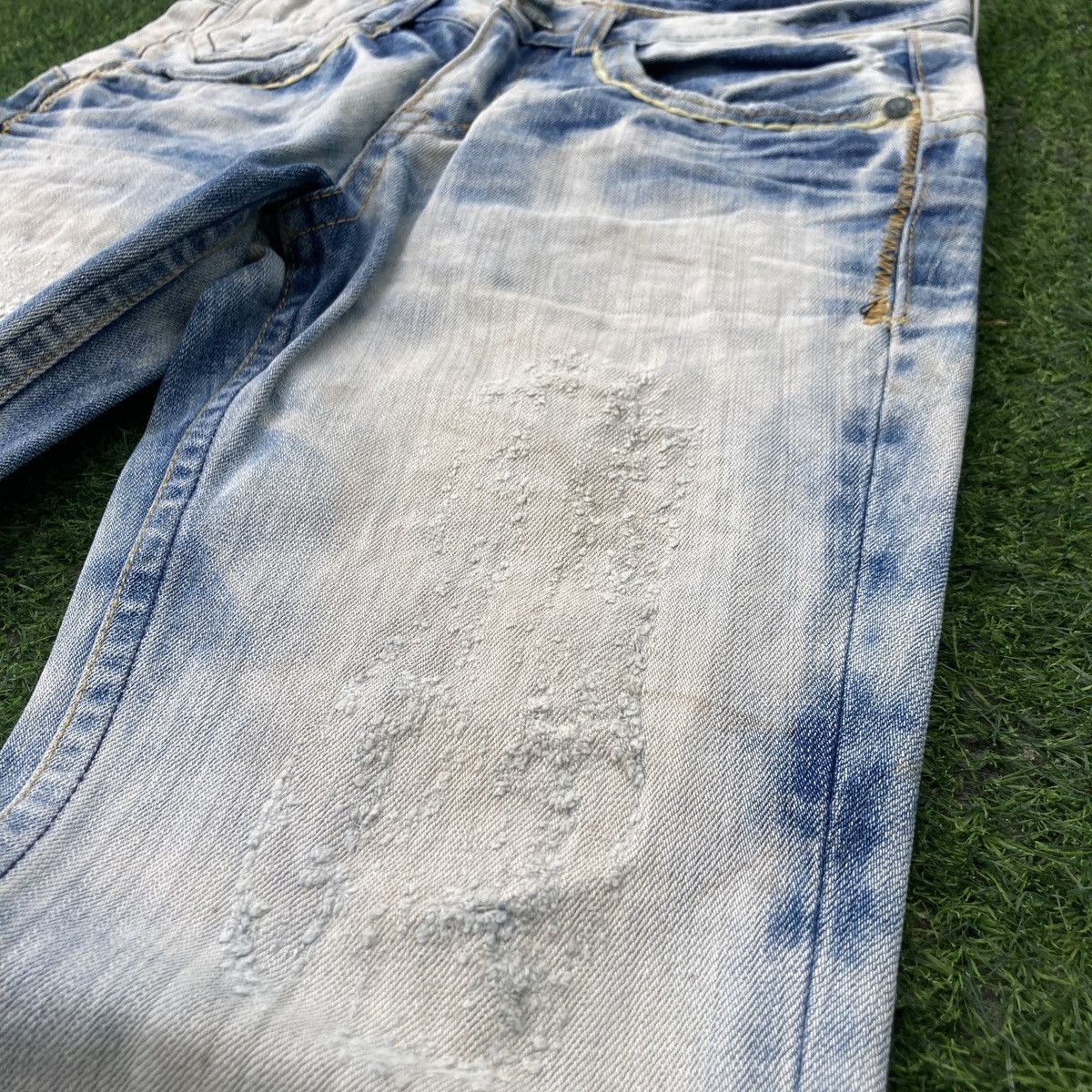 If Six Was Nine × Japanese Brand HOTCHKISS DENIM FLARED DISTRESSED JEANS Size US 28 / EU 44 - 8 Thumbnail