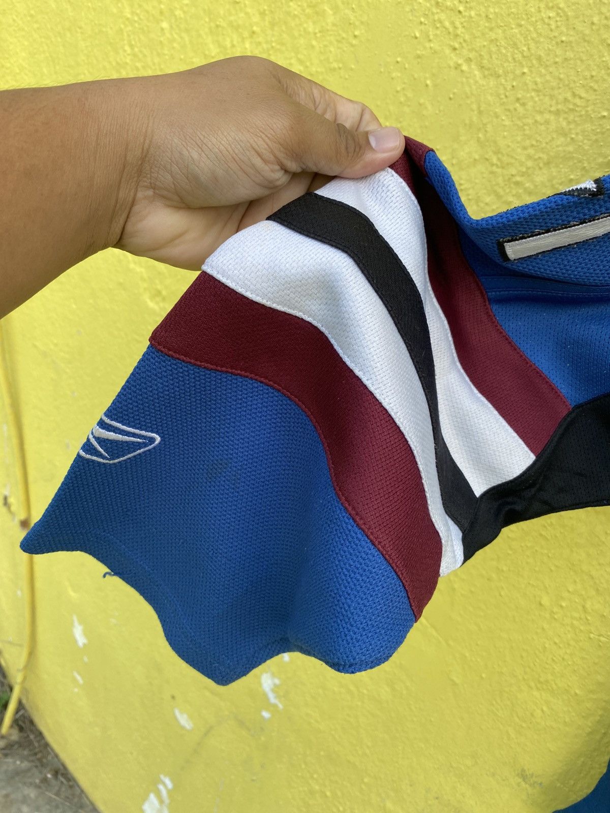 NHL × Reebok COLORADO AVALANCHE REEBOK JERSEY SIZE LARGE NHL Size US L / EU 52-54 / 3 - 17 Thumbnail