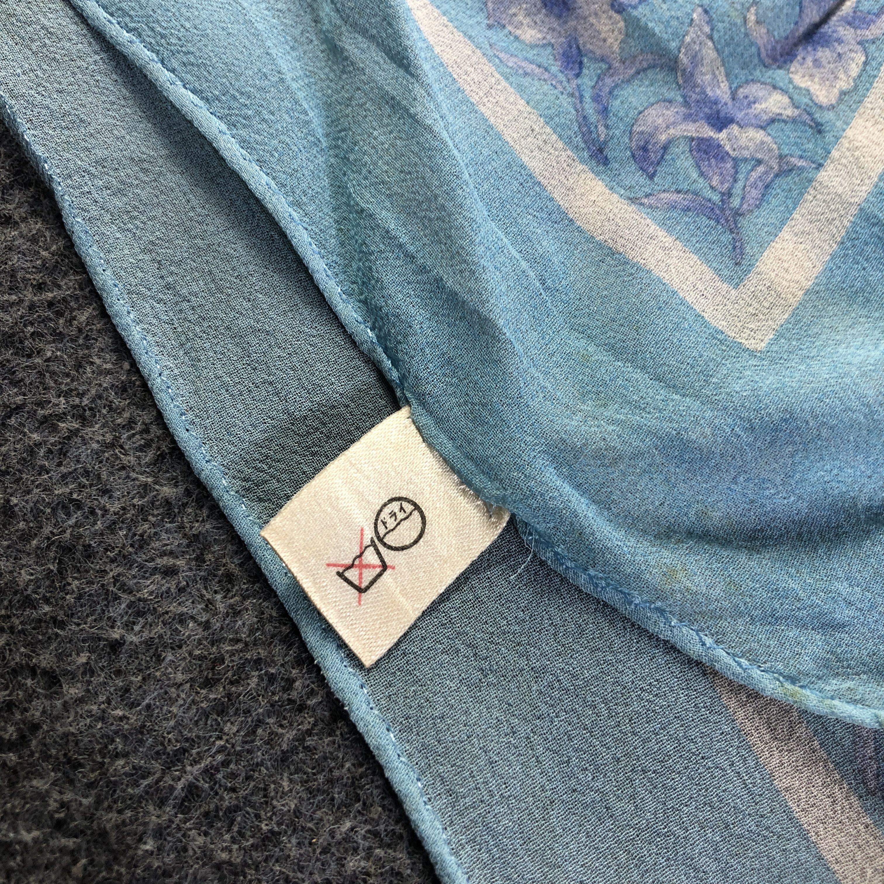 Hardy Amies Hardy Amies Floral Silk Scarf M1010 Size ONE SIZE - 6 Thumbnail