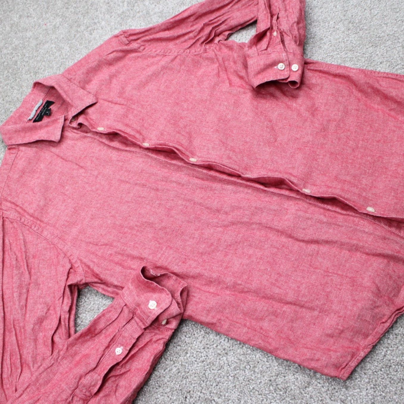 Banana Republic Banana Republic Shirt Mens Large Red Linen/Cotton Blend Button-Up Slim Fit L/S Collared Short/Long Sleeve Size US L / EU 52-54 / 3 - 6 Thumbnail