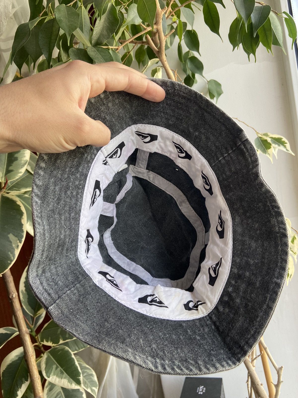 Quiksilver Vintage Quicksilver Faded Bucket Hat Size ONE SIZE - 3 Thumbnail