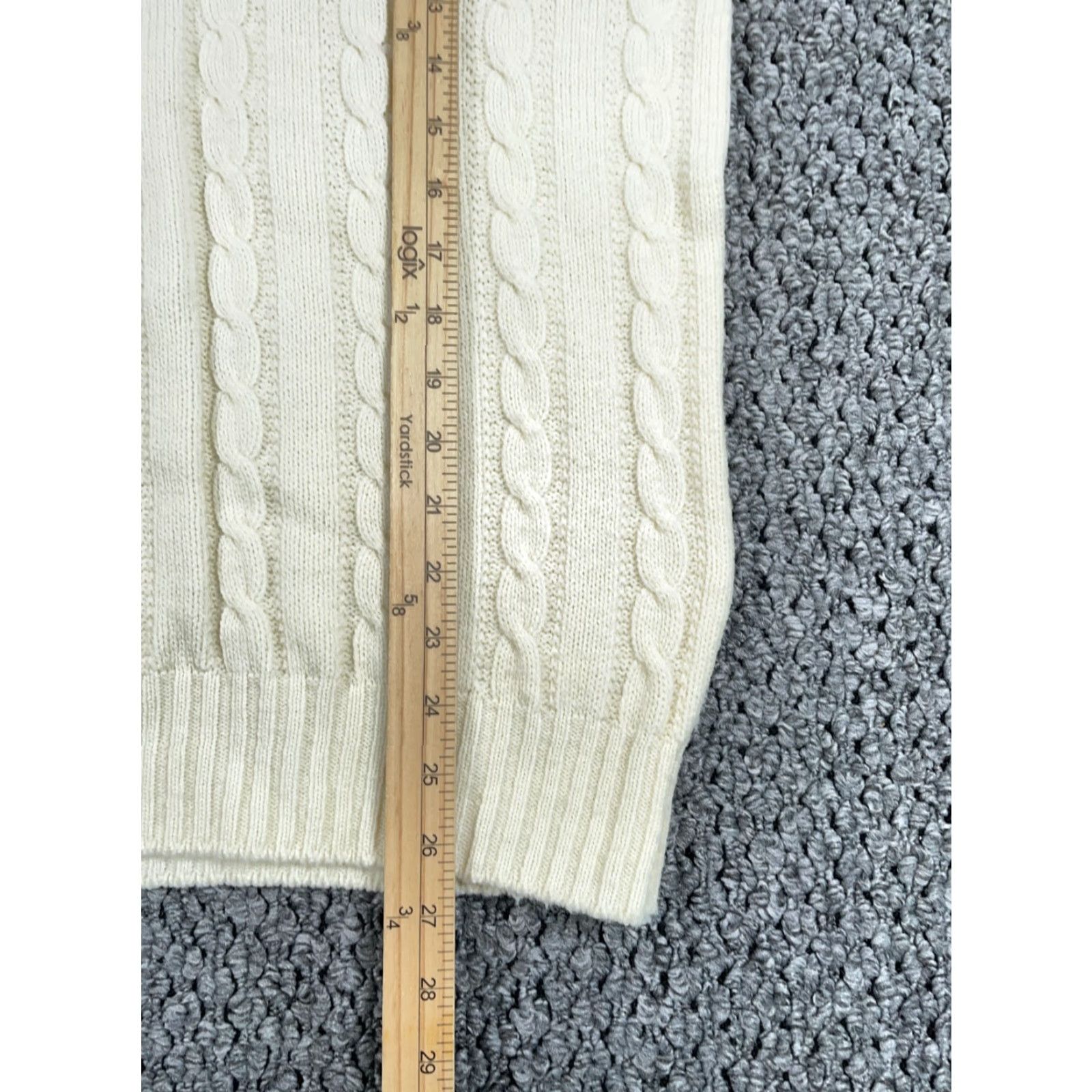 Jantzen VINTAGE Jantzen Cable Knit V-Neck Sweater Adult Small Ivory Lightweight Preppy 80s Mens Size US S / EU 44-46 / 1 - 7 Thumbnail