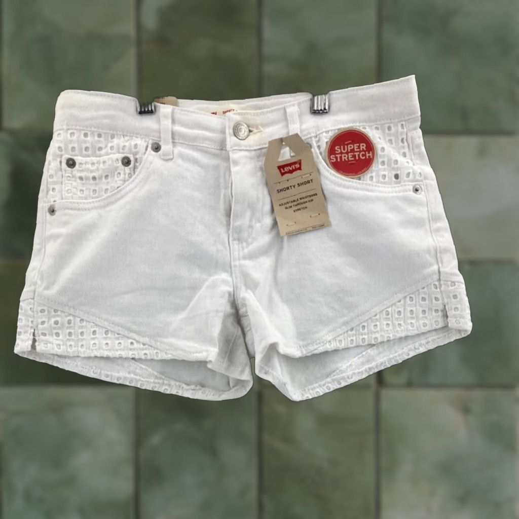 Levi's Levi's Womens Shorts 16 Reg Adjustable Waist NWT Size 38" / US 16 / IT 52 - 1 Thumbnail