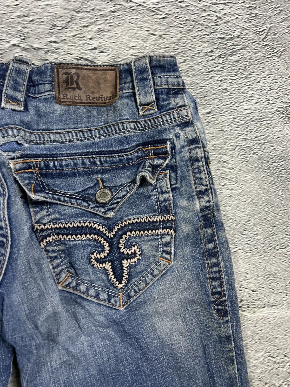 Rock Revival Rock Revival vintage blue jeans Y2K flared Tapy Size US 31 - 4 Thumbnail