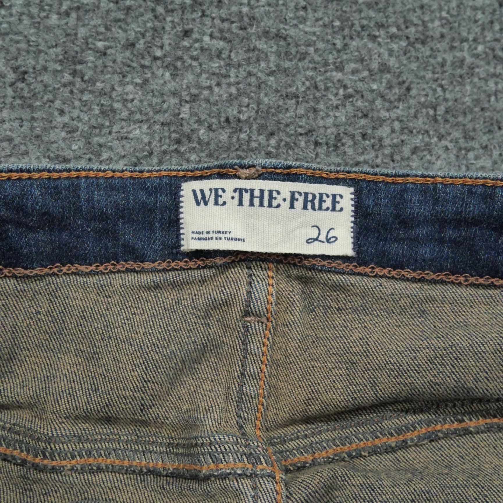Vintage We The Free Shorts Womens 26 Blue Denim Side Cinch Patch Pockets Size 26" / US 2 / IT 38 - 3 Thumbnail