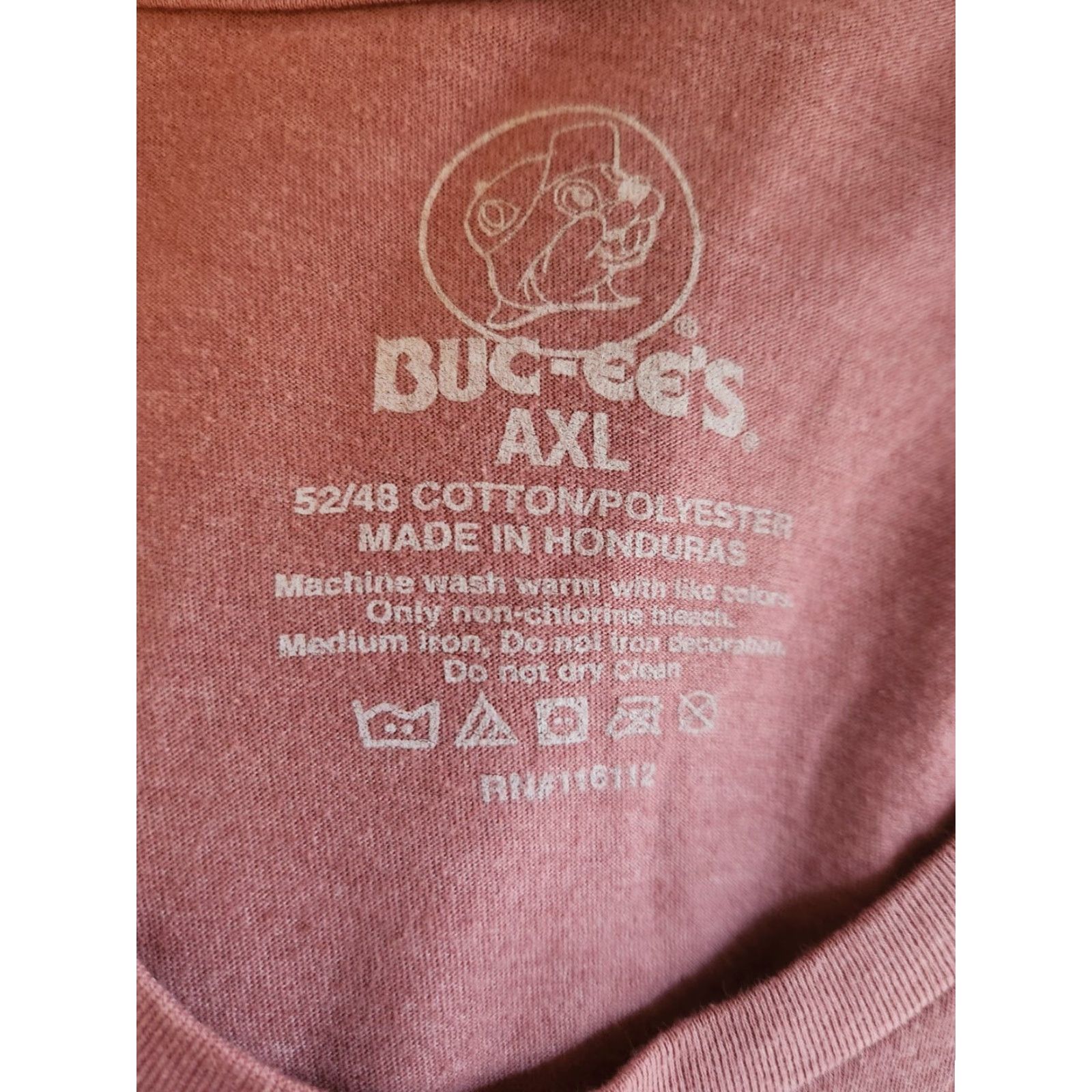 Rainbow Buc-ee's Logo Rainbow Pink Mauve Short Sleeve T Shirt Adult XL Unisex Cotton Polyester Graphic Print Crew Neck Regular Fit Size US XL / EU 56 / 4 - 2 Thumbnail