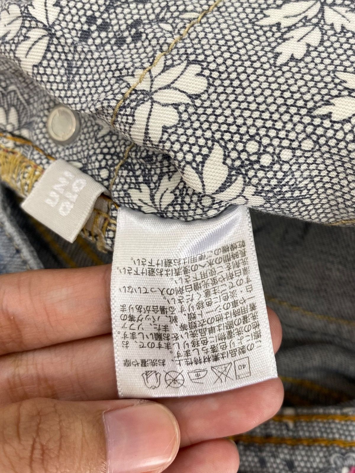 Uniqlo Uniqlo Style Up Faded Wash Style Flare Jeans Size US 28 / EU 44 - 15 Thumbnail