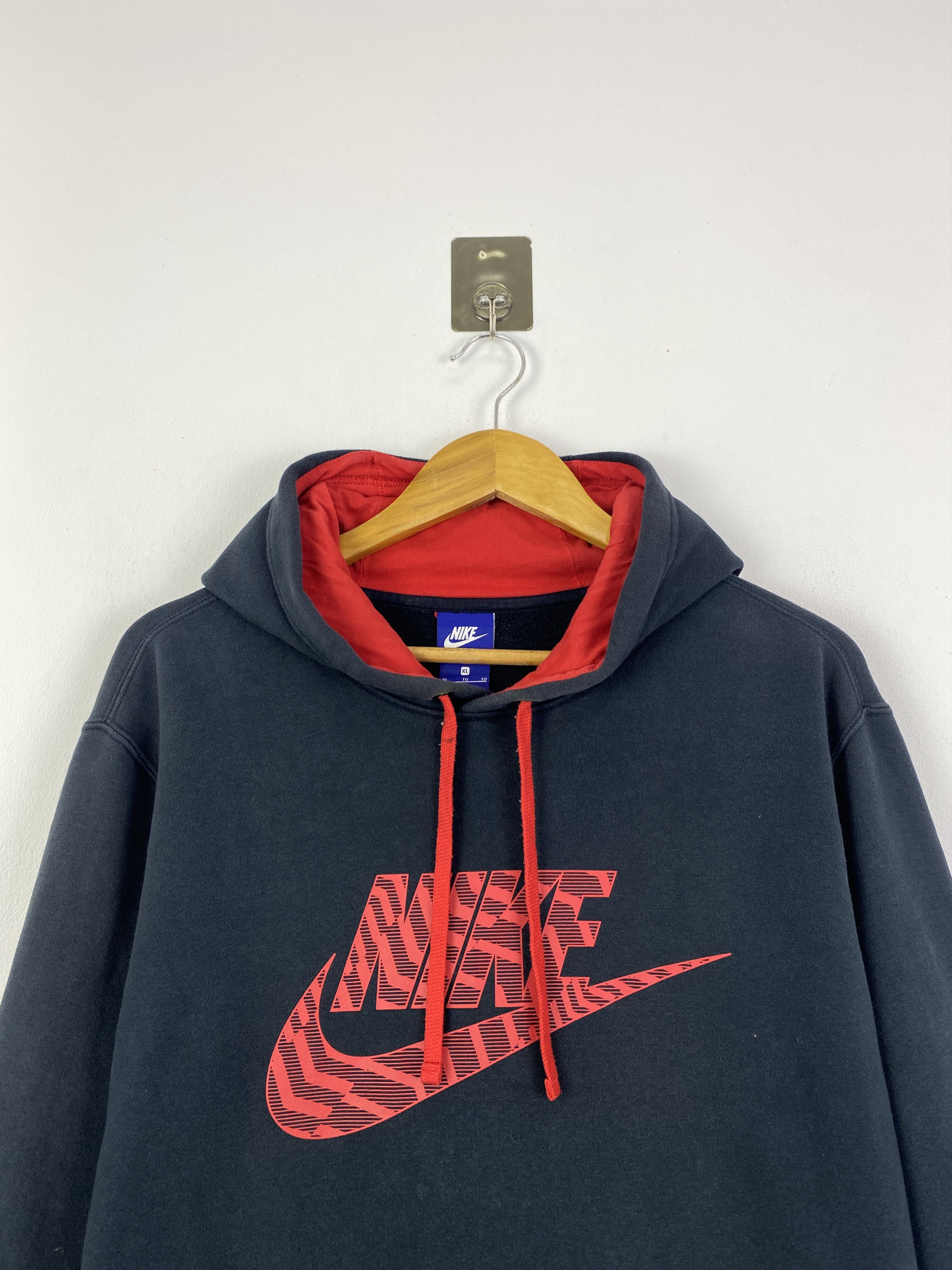 Nike Vintage Nike Central Logo Hoodie SH0121 Size US XL / EU 56 / 4 - 2 Thumbnail