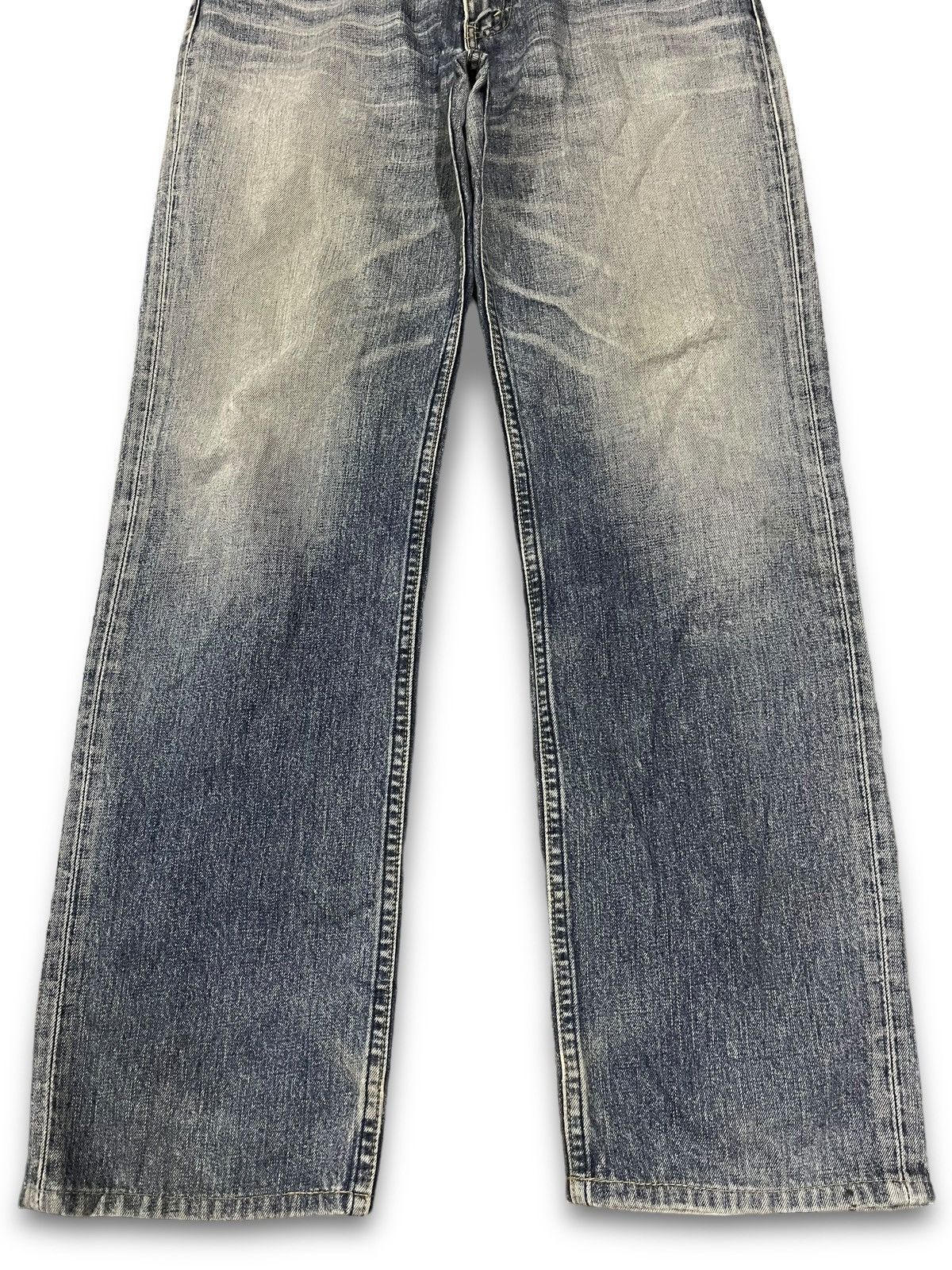 Levi's Vintage 90s Levis 502 Light Wash Distressed Baggy Jeans Size US 32 / EU 48 - 6 Thumbnail
