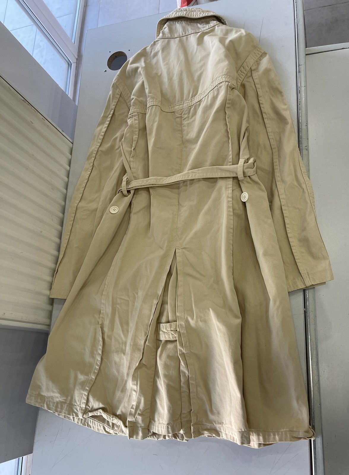 Moncler × Vintage Moncler avant Garde 2000s vintage trench coat jacket Size M / US 6-8 / IT 42-44 - 2 Thumbnail