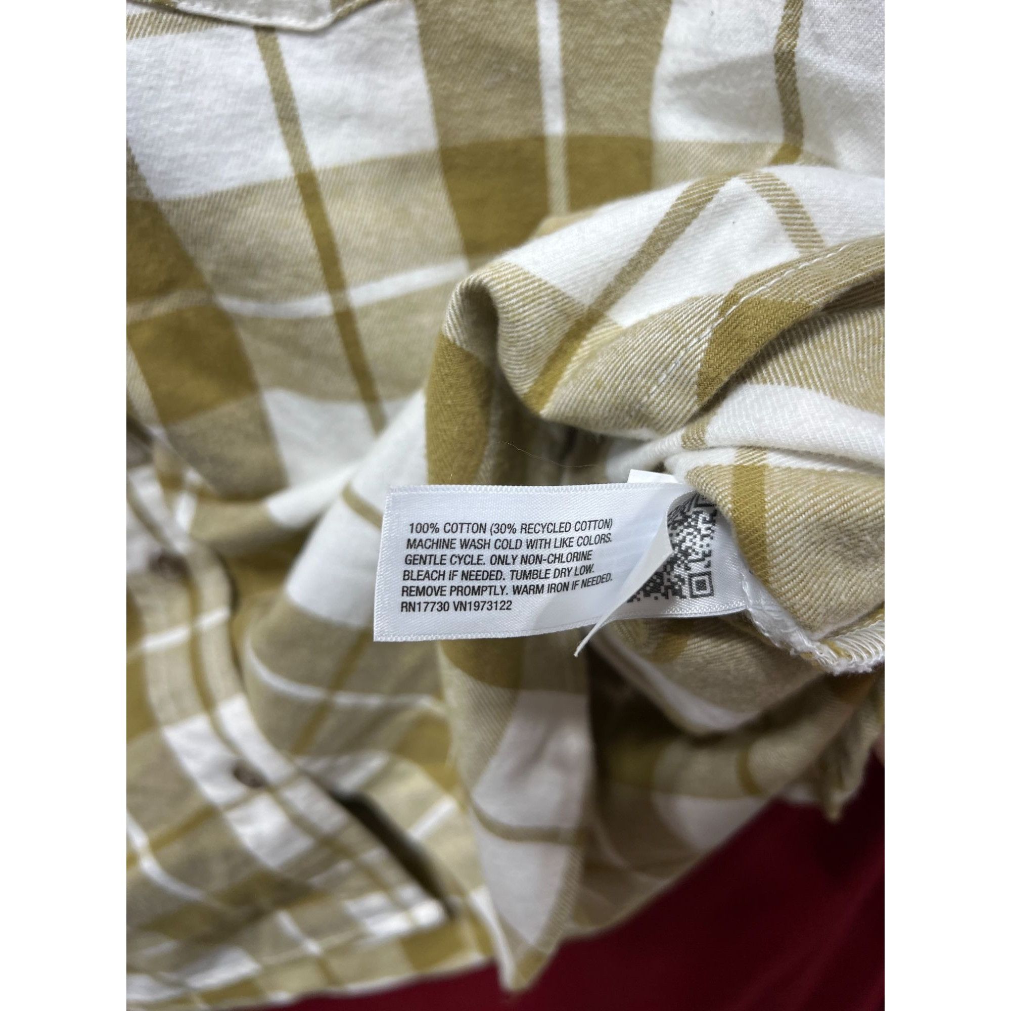 Other Universal Thread - Women's Long Sleeve Flannel Button-Down S Size L / US 10 / IT 46 - 12 Thumbnail